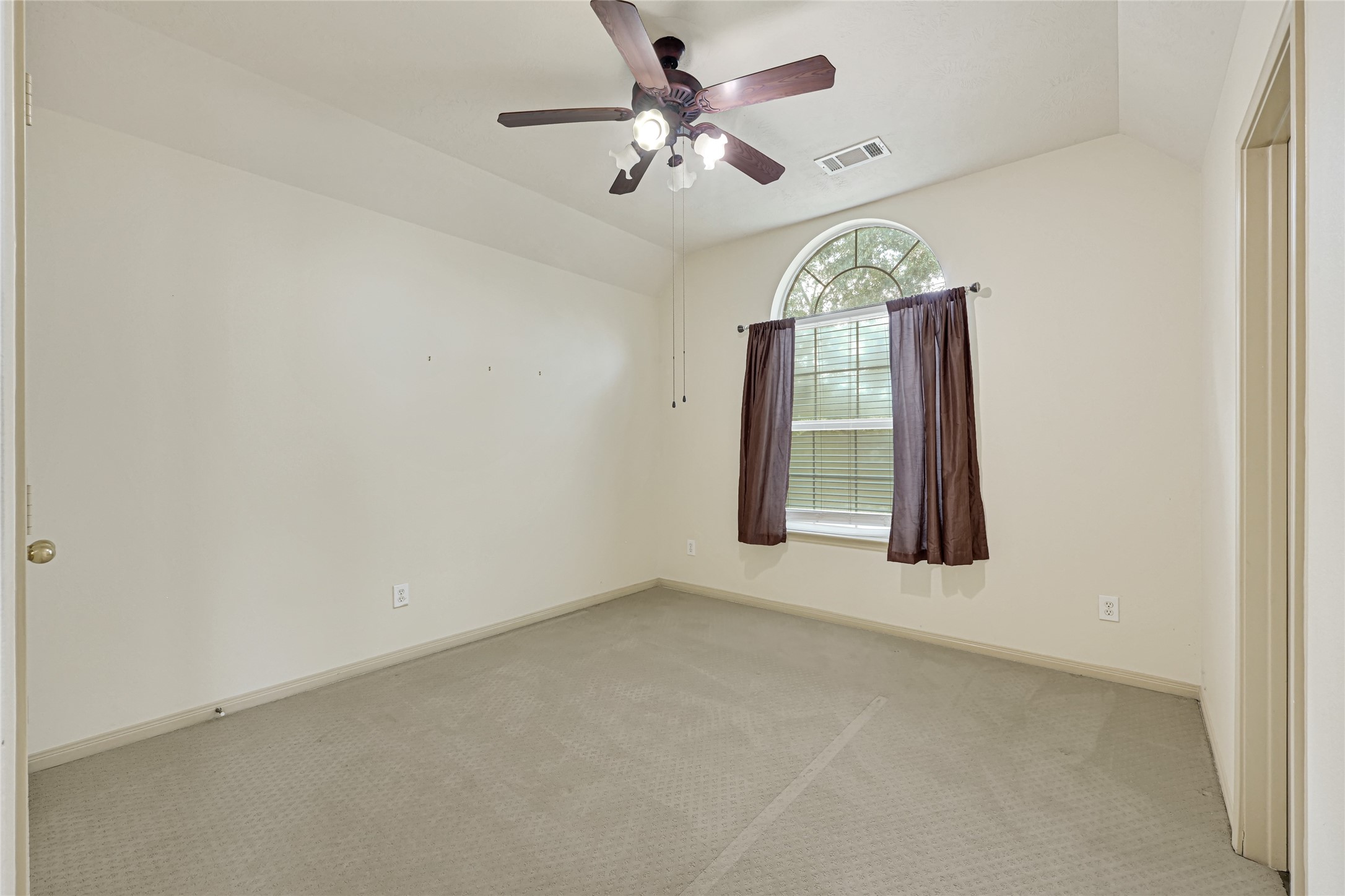 13911 Blue Vista Drive Property Photo 19