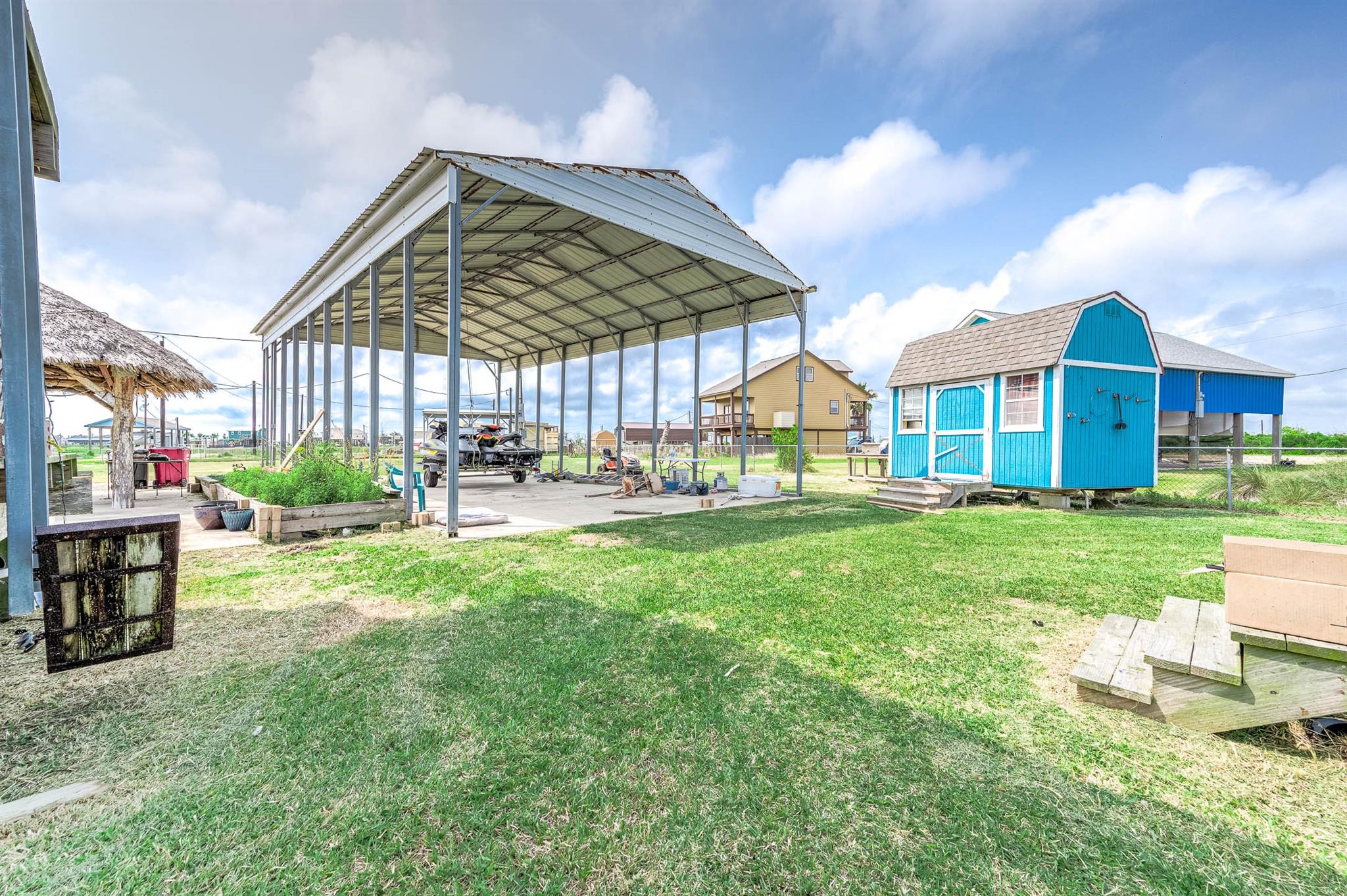 37 White Cap Street, Sargent Tx 77414 Property Photo 5
