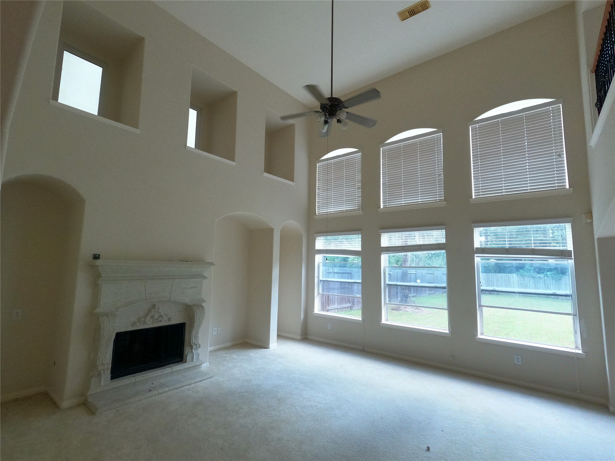 8422 Silver Lure Drive Property Photo 3