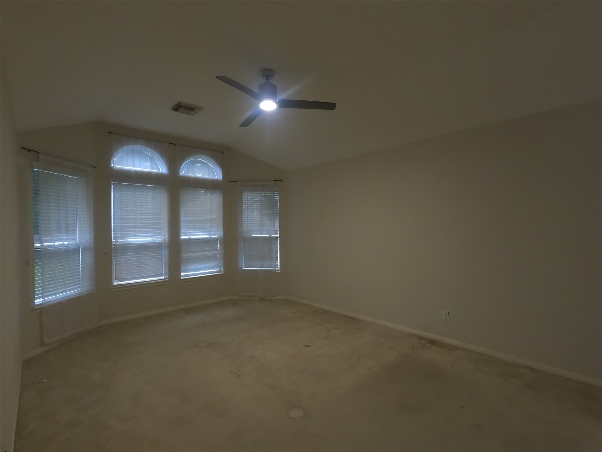 8422 Silver Lure Drive Property Photo 7