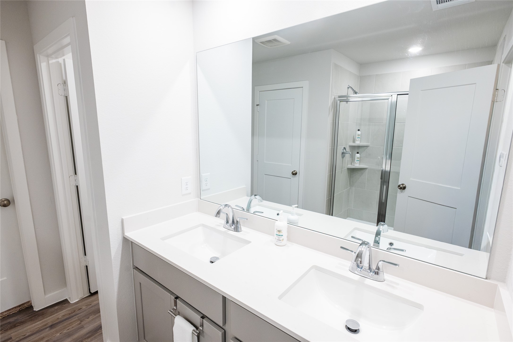 211 Brazen Forest Trail Property Photo 19