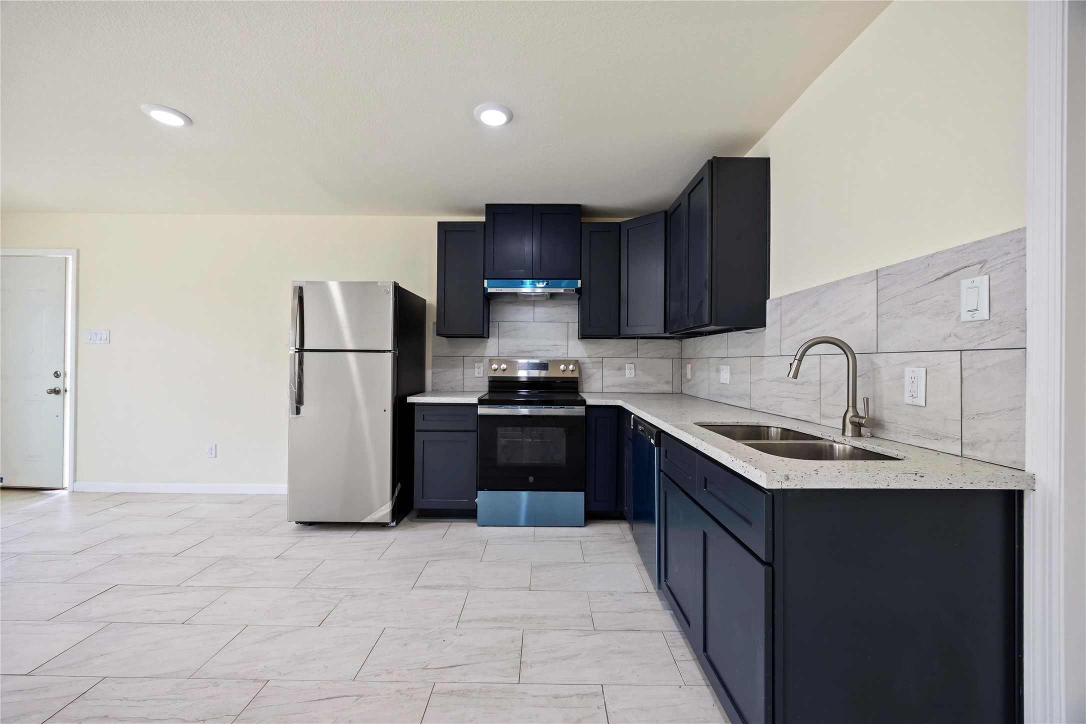 14704 Ohara Drive A Property Photo 4