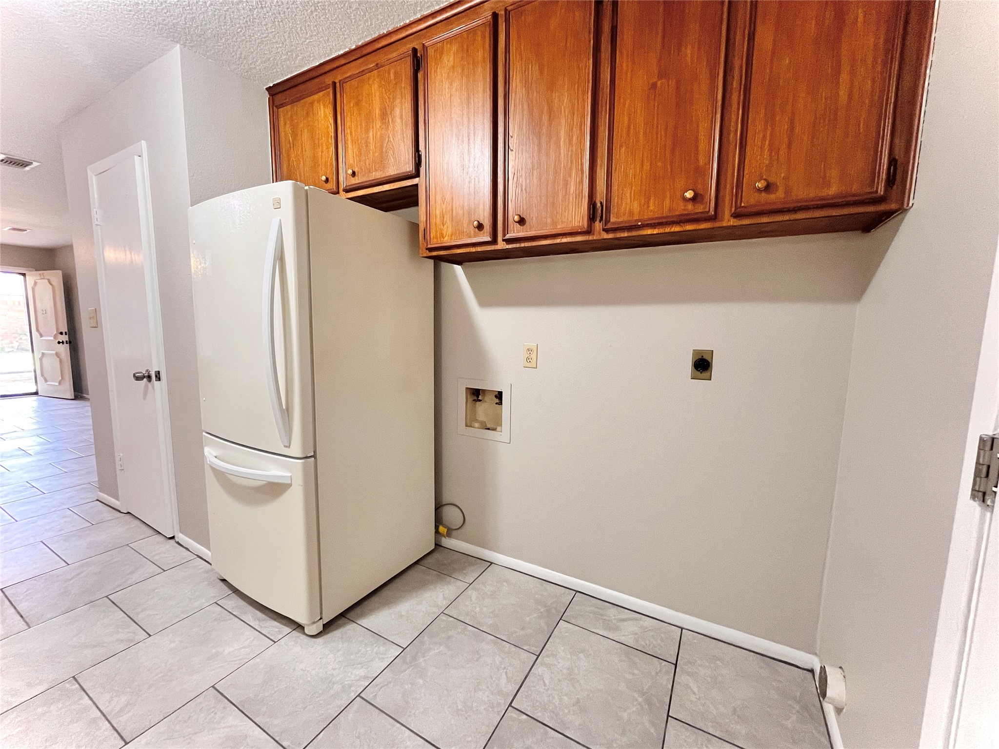 2100 Austin Street 23 Property Photo 9