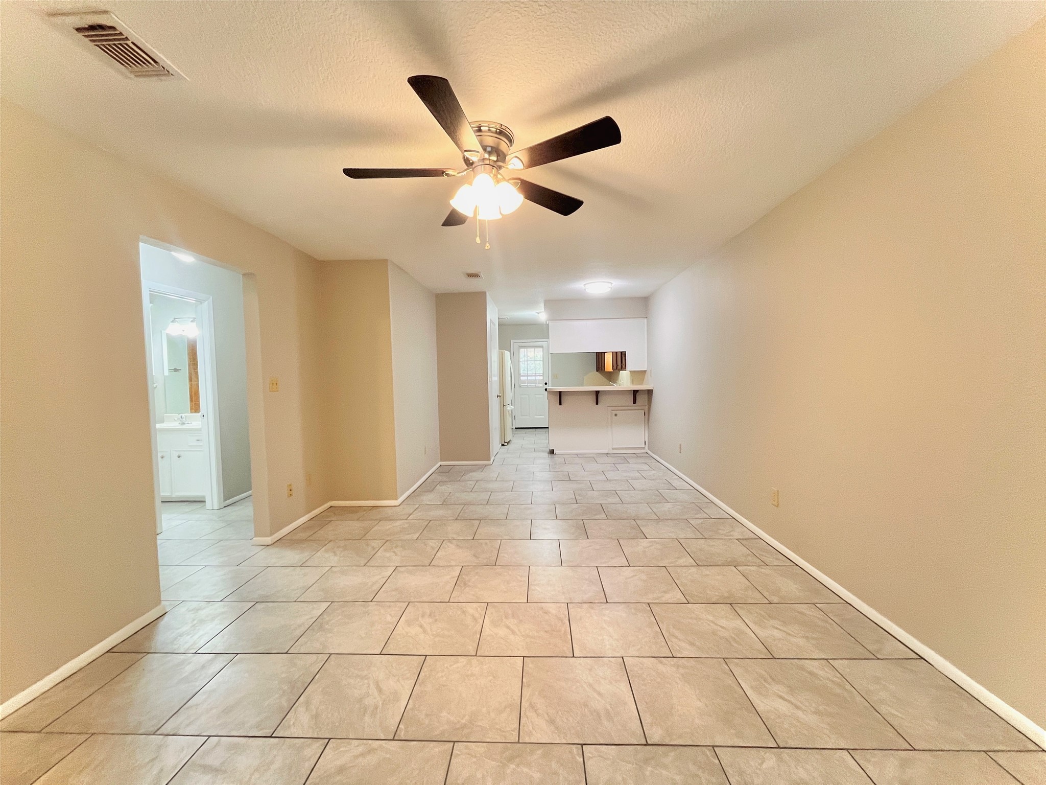 2100 Austin Street 23 Property Photo 11