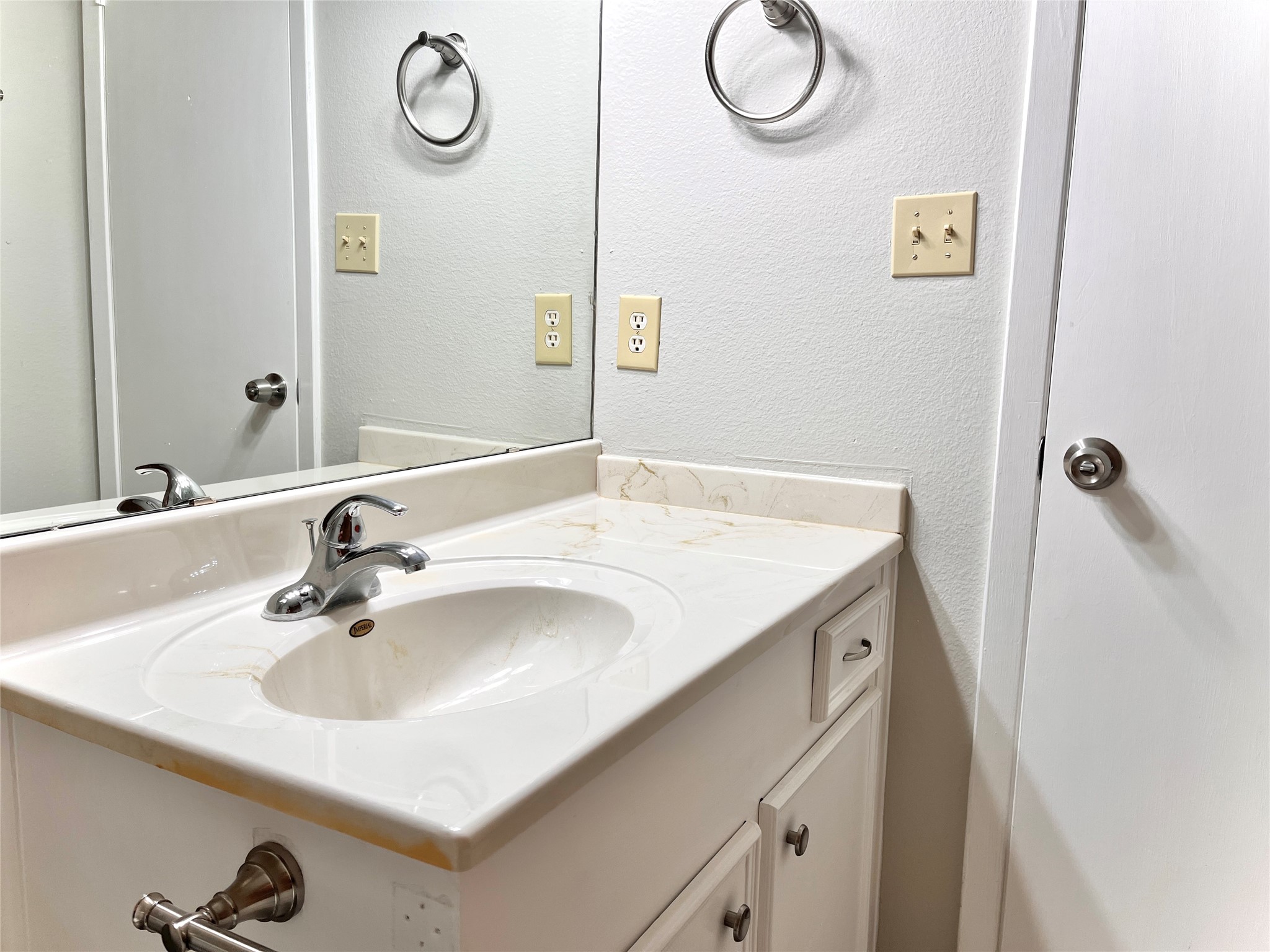 2100 Austin Street 23 Property Photo 25