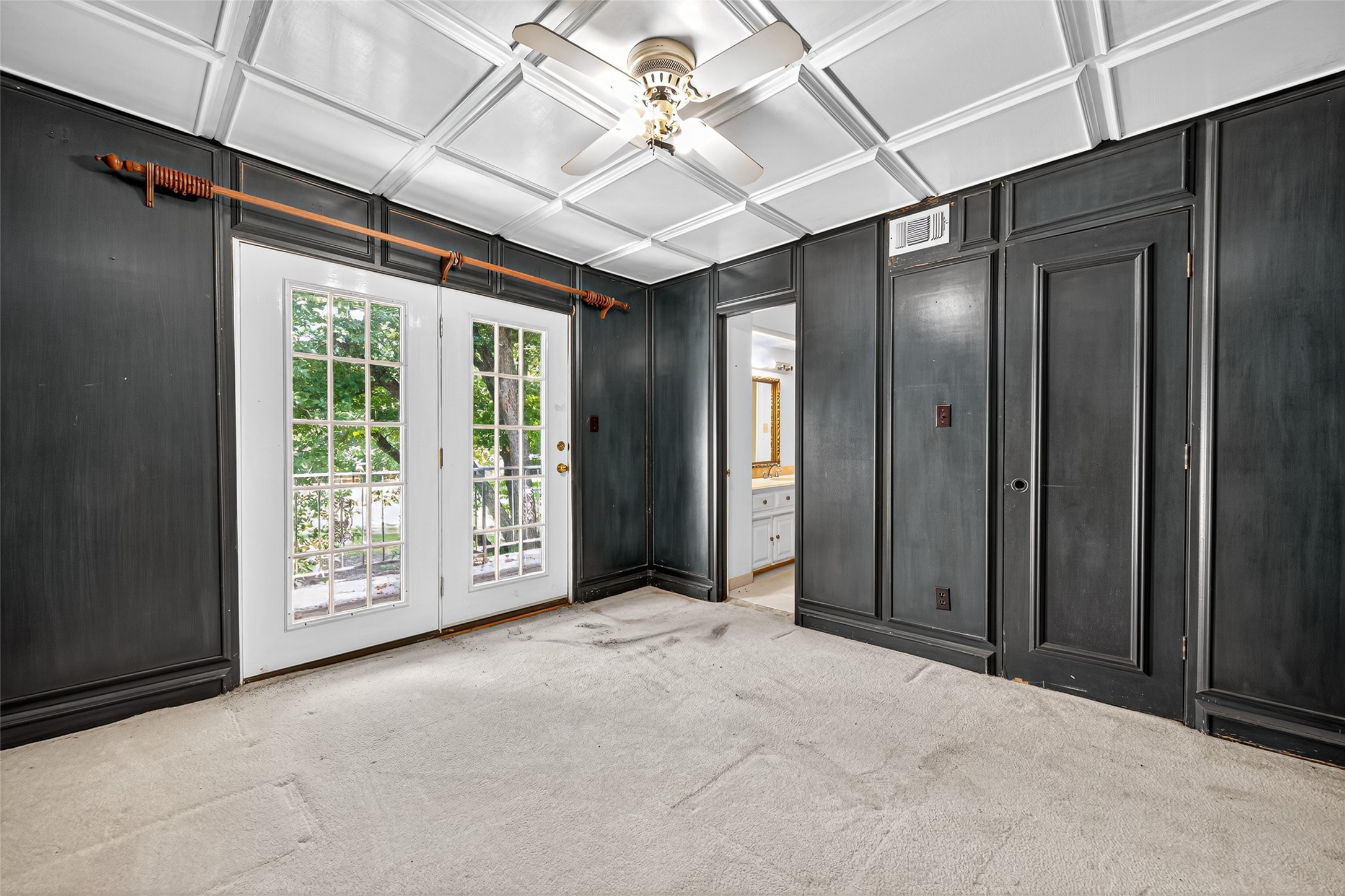 82 April Wind Drive S Property Photo 19