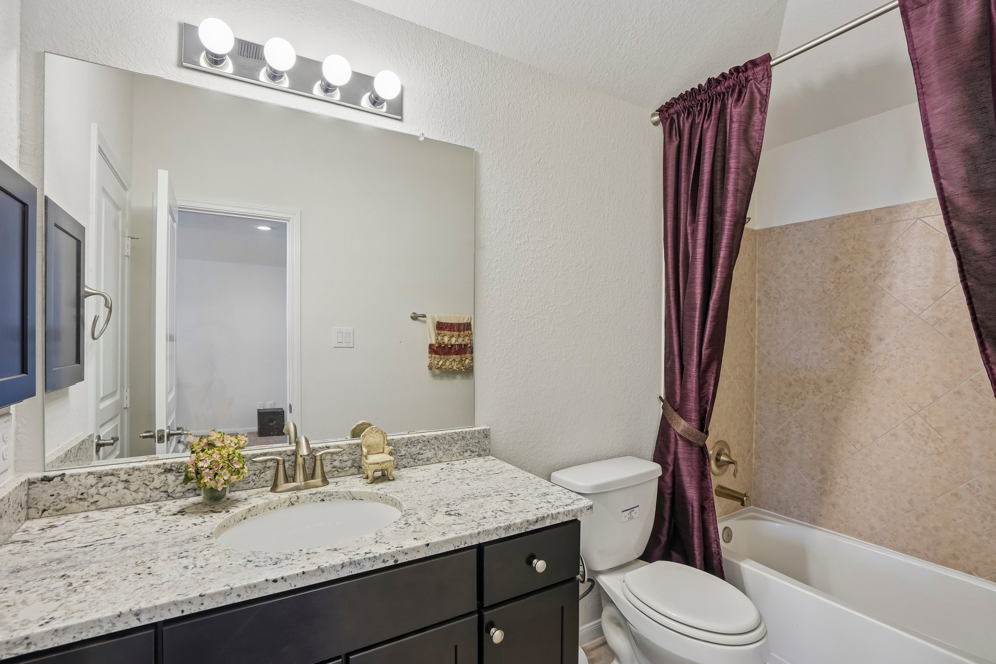 8002 Riverine Terrace Drive Property Photo 30