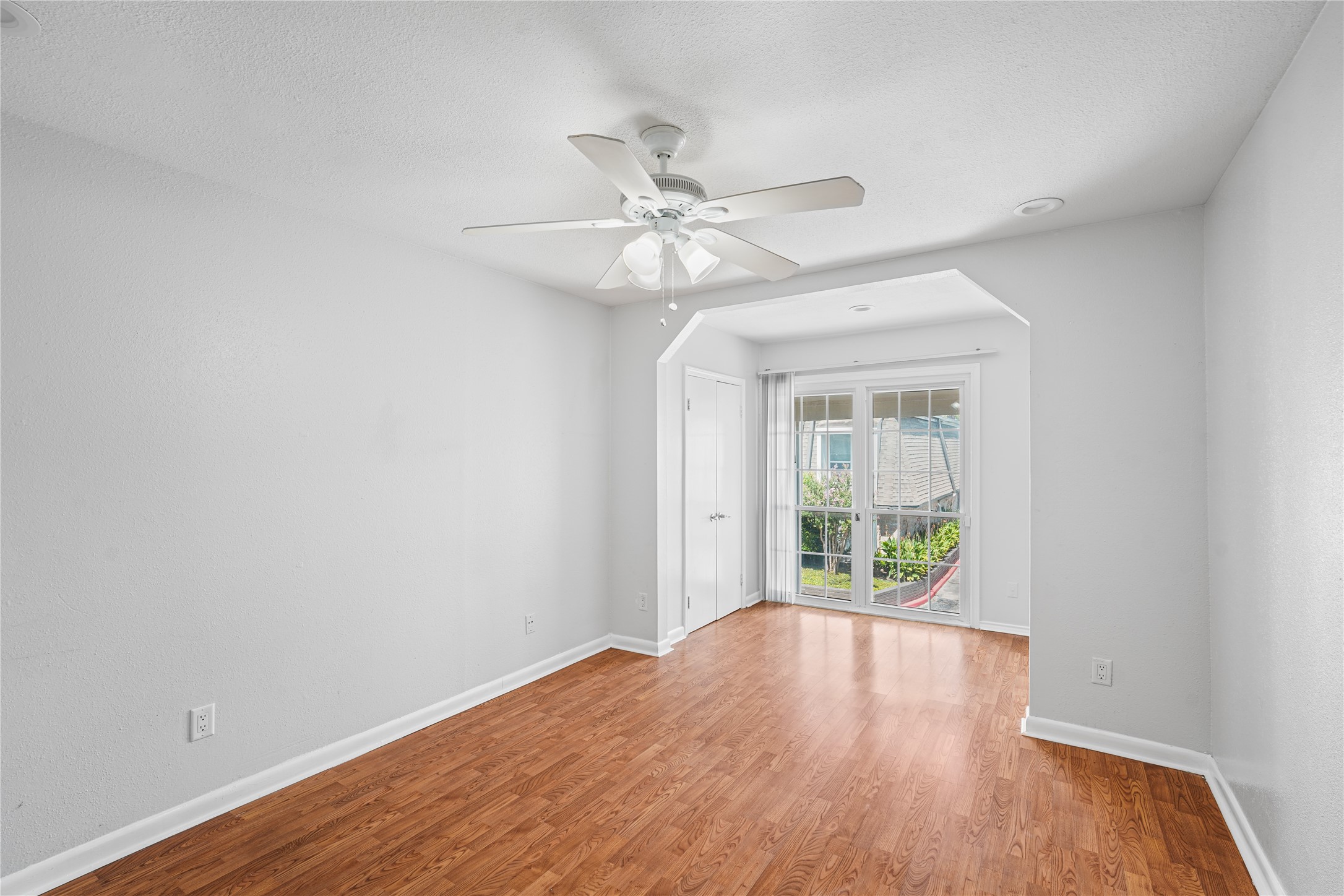 12633 Memorial Drive 118 Property Photo 11