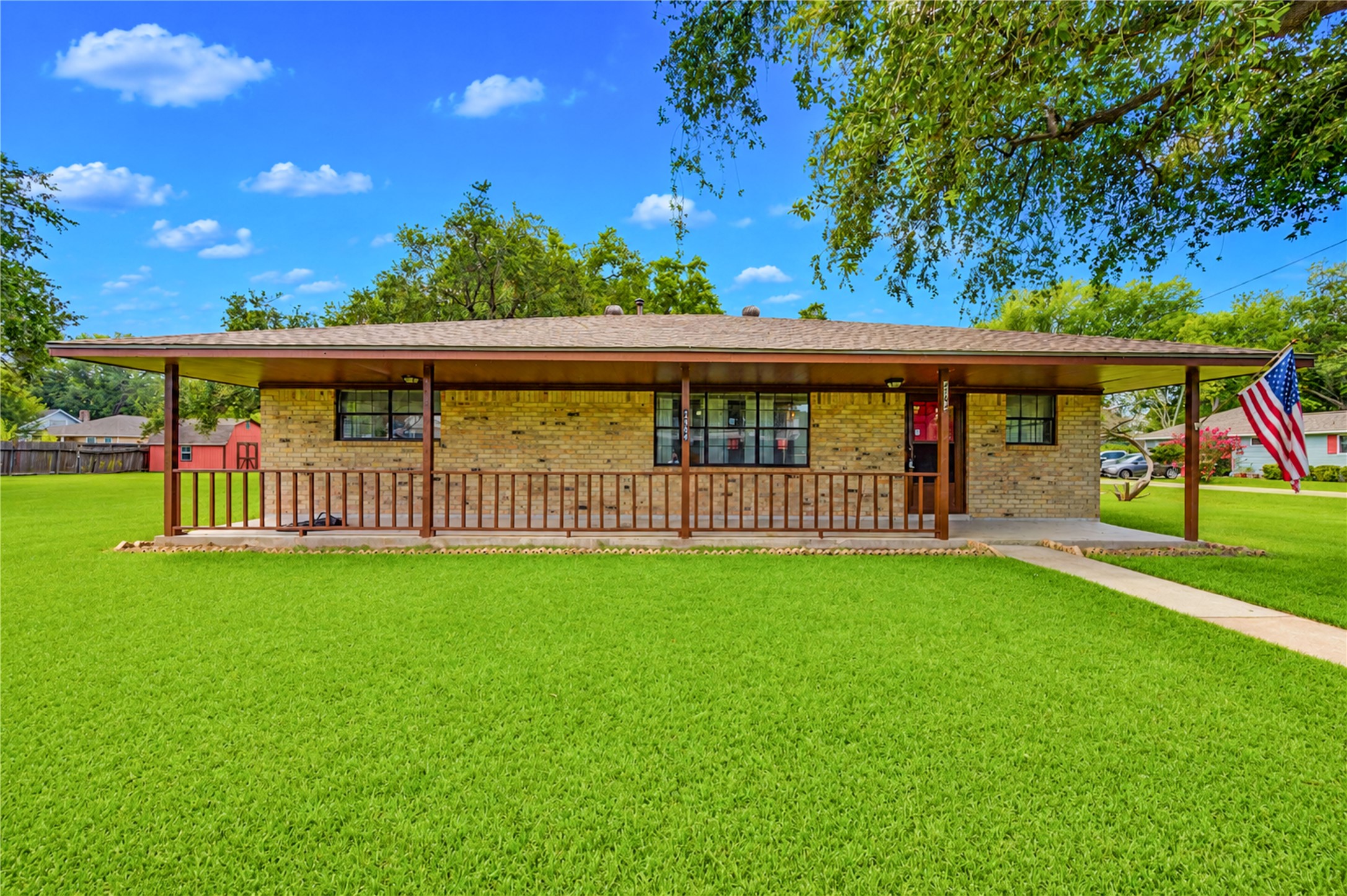 4704 1st Street Property Photo 1