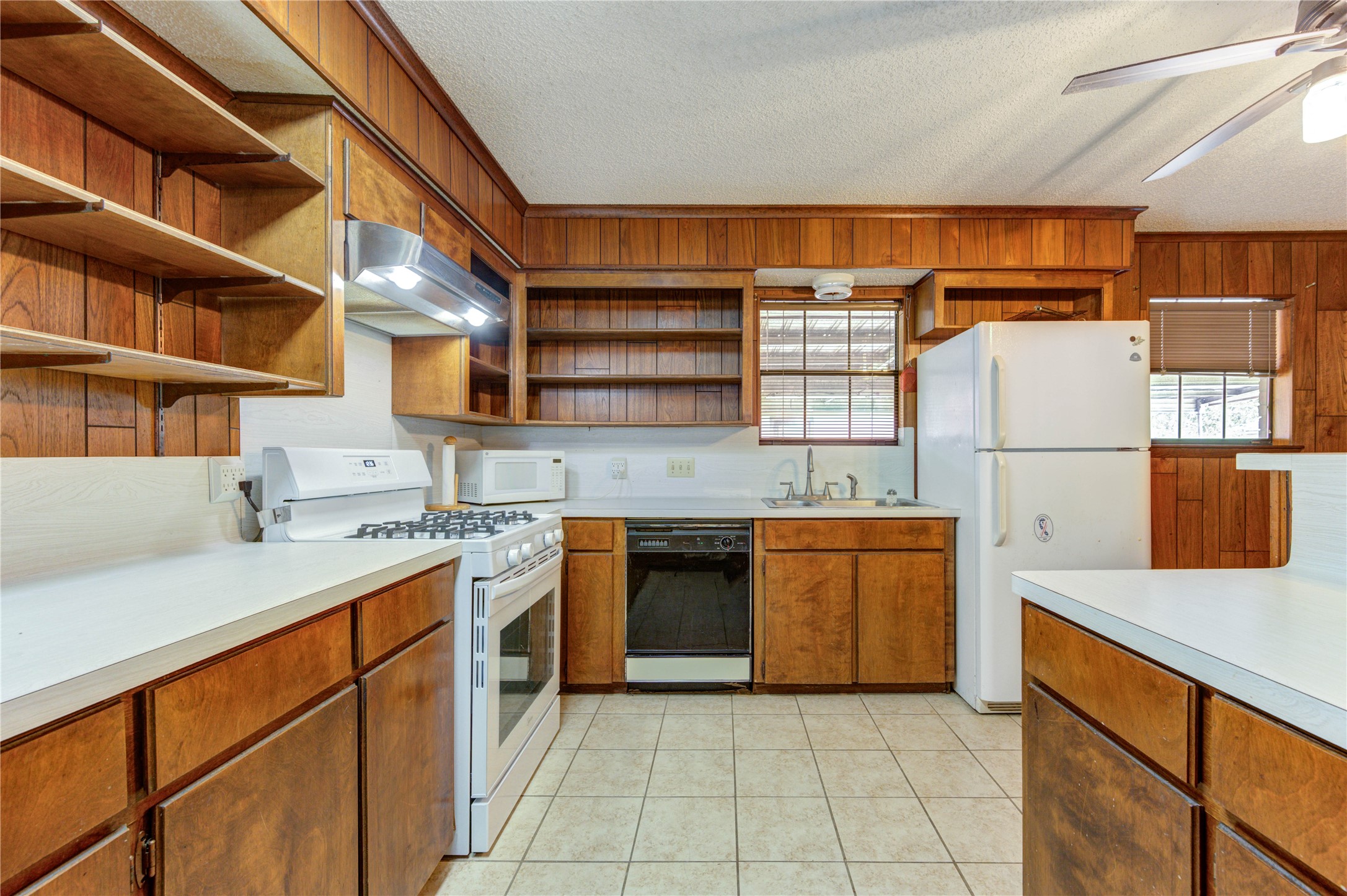 4704 1st Street Property Photo 15
