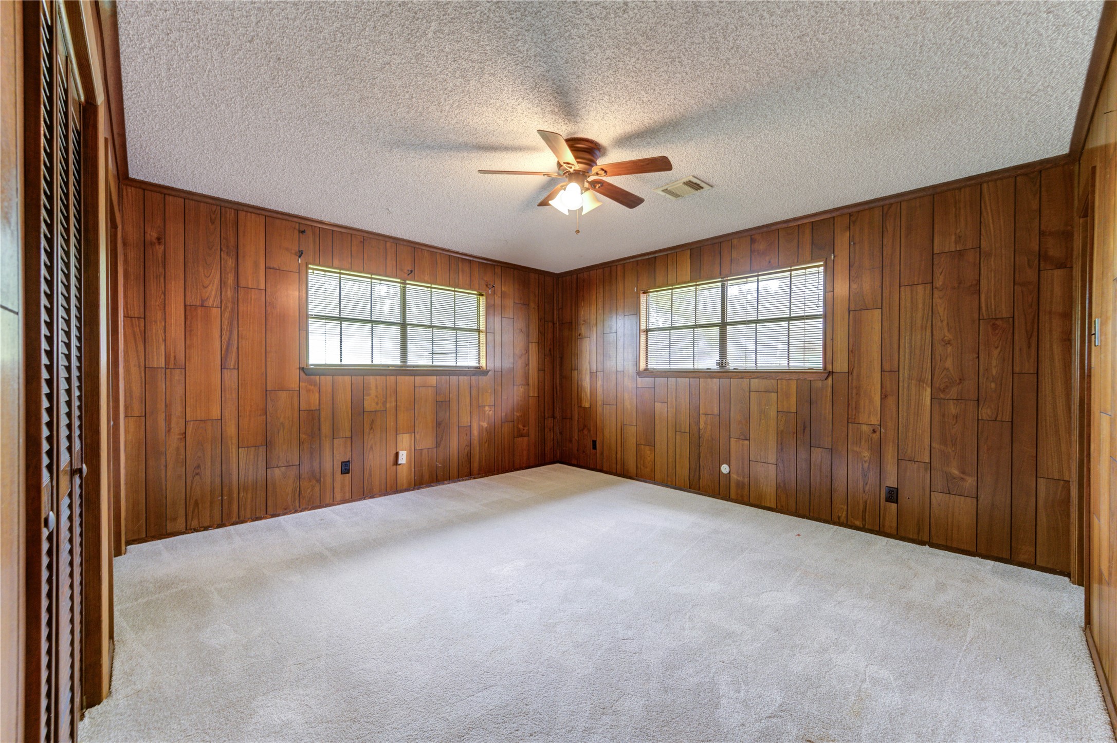 4704 1st Street Property Photo 31