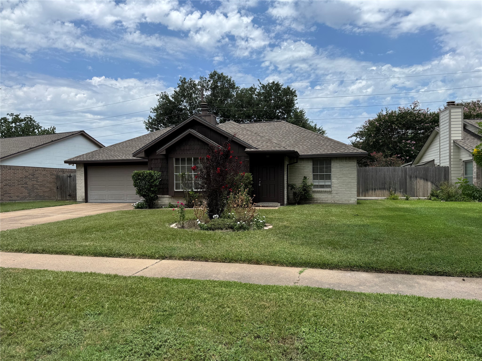 10014 Sand Pass Lane Property Photo 2