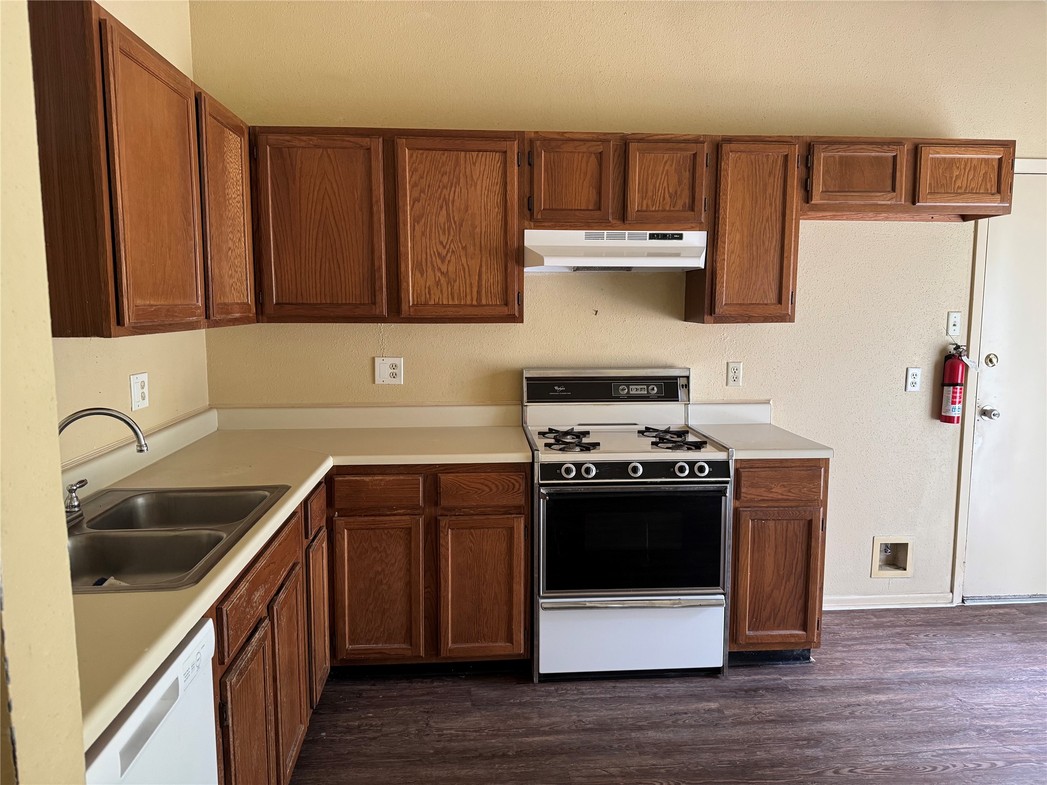 10014 Sand Pass Lane Property Photo 8