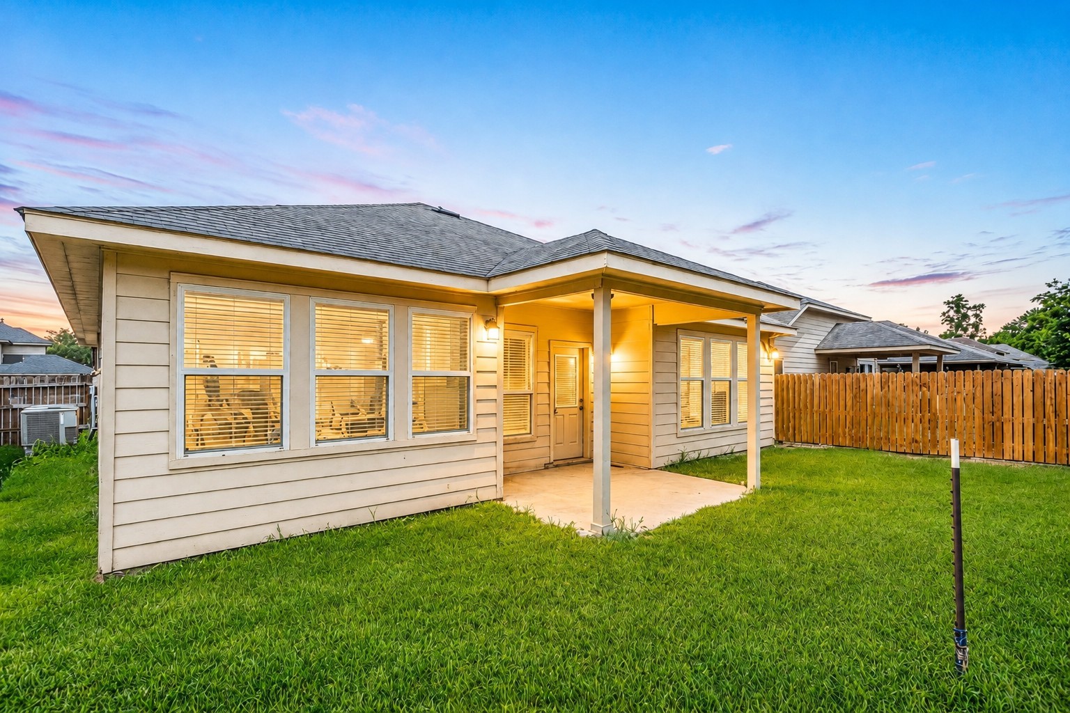 11431 Vassal Crossing Property Photo 2