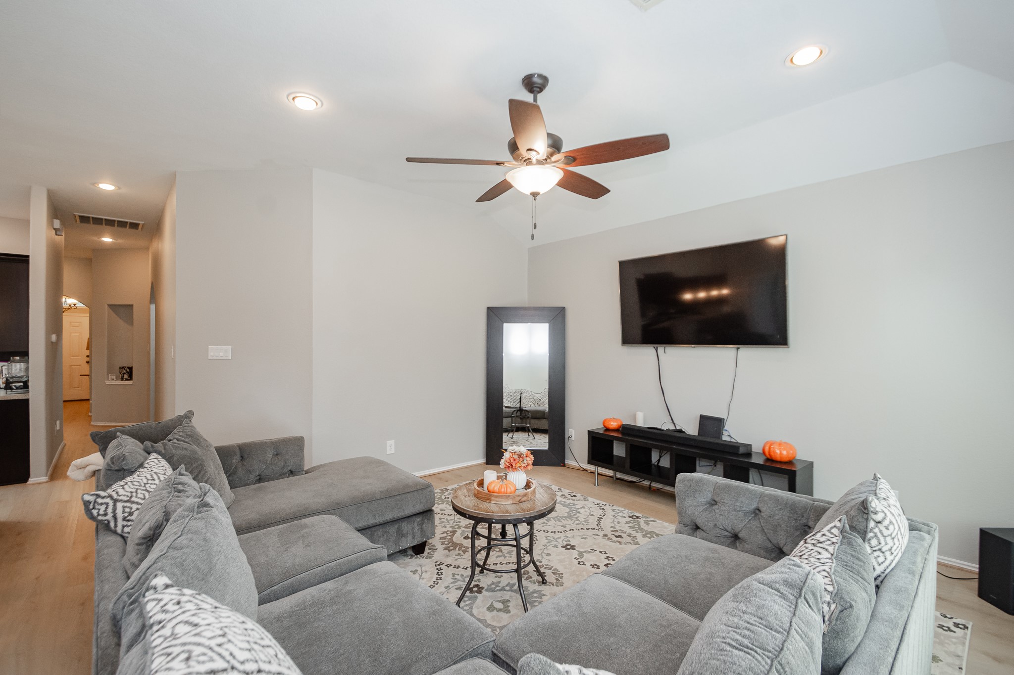 11431 Vassal Crossing Property Photo 14