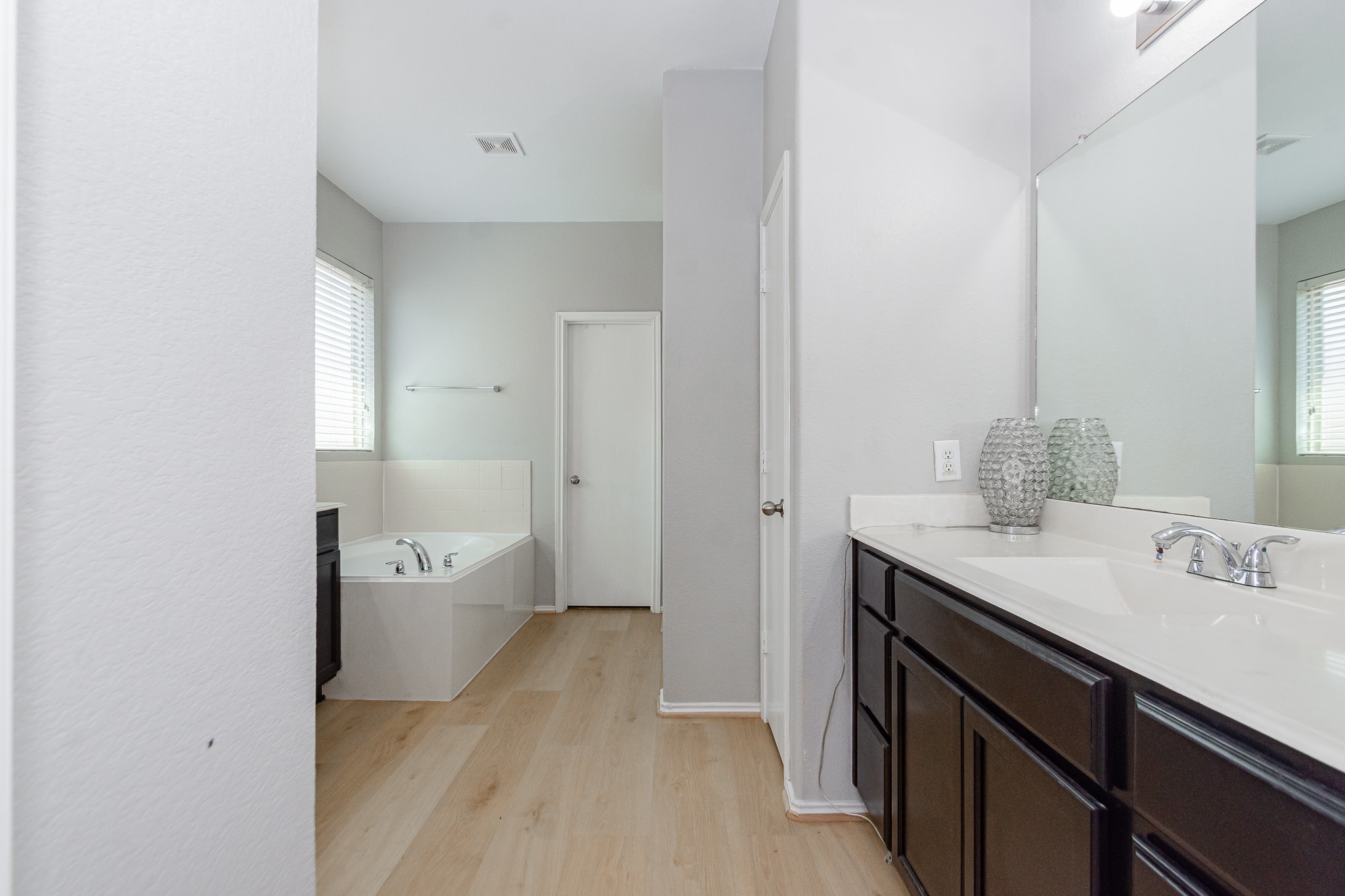 11431 Vassal Crossing Property Photo 18