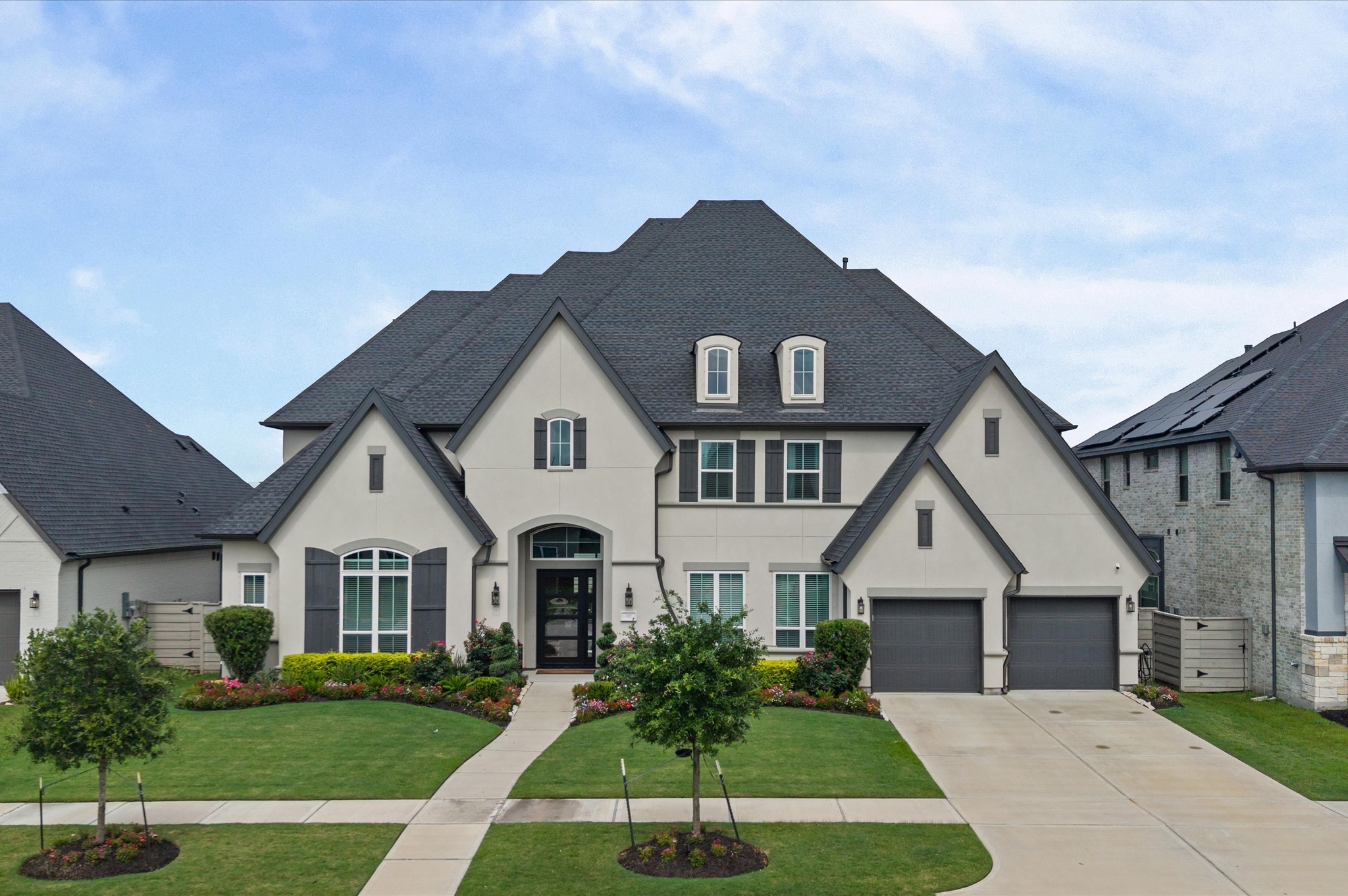 4923 Grapevine Lane Property Photo
