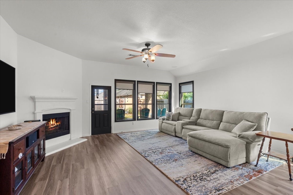 944 Francesca Court Property Photo 16