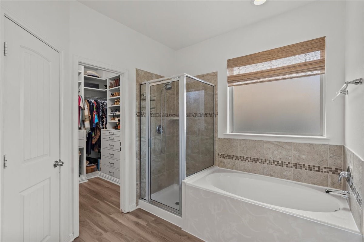 944 Francesca Court Property Photo 23