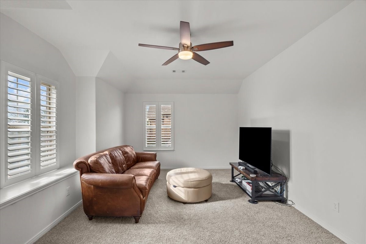944 Francesca Court Property Photo 26