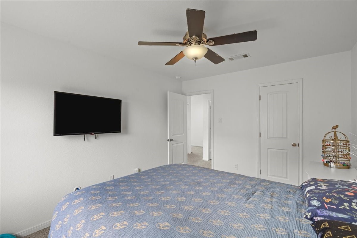 944 Francesca Court Property Photo 35