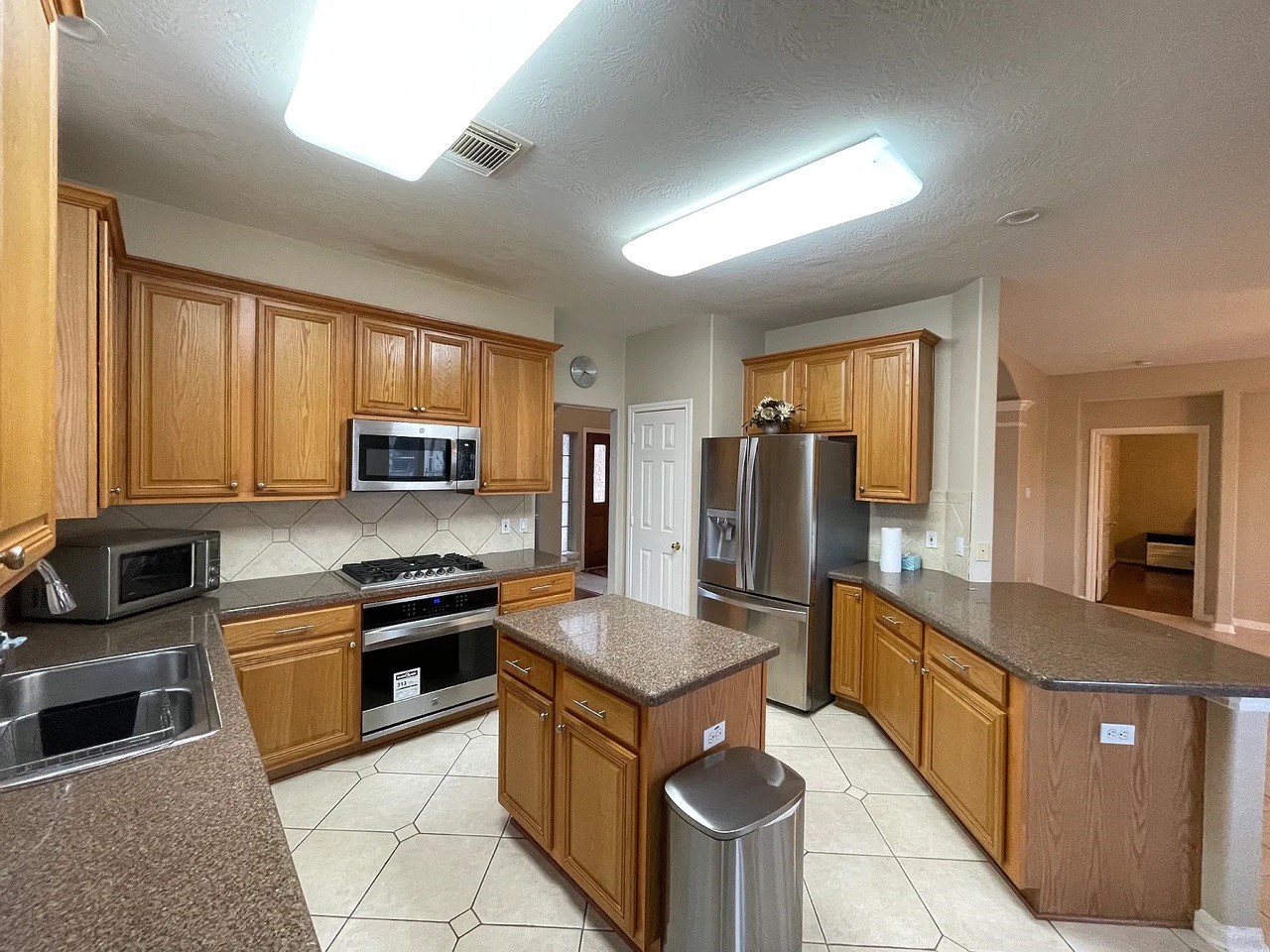 14207 Cairns Court Property Photo 11