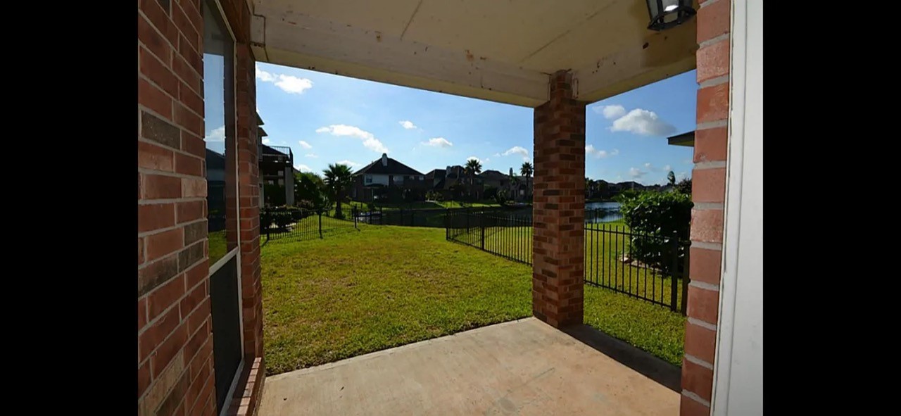 14207 Cairns Court Property Photo 12