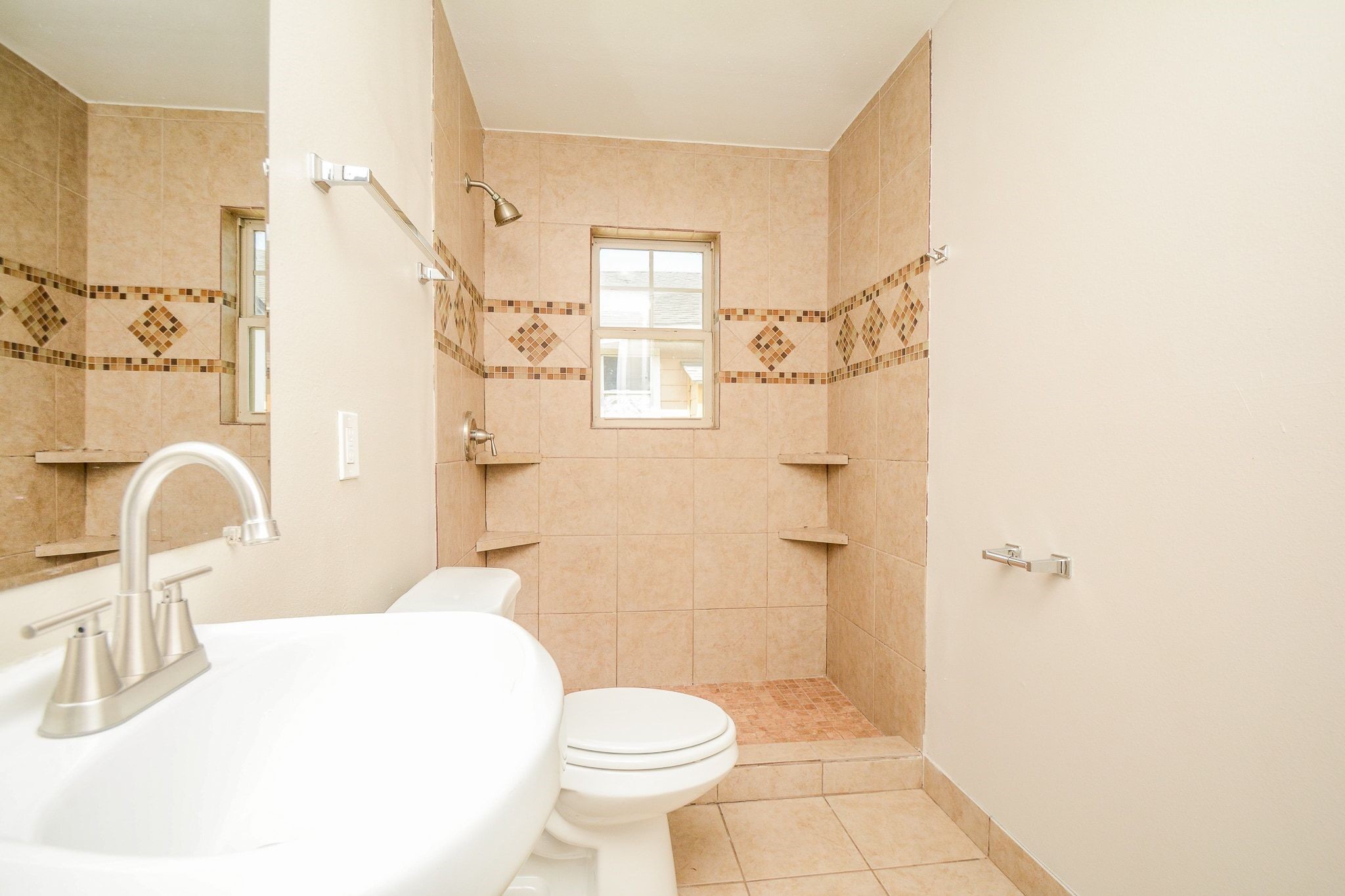 6018 Collingsworth Street 1 Property Photo 12