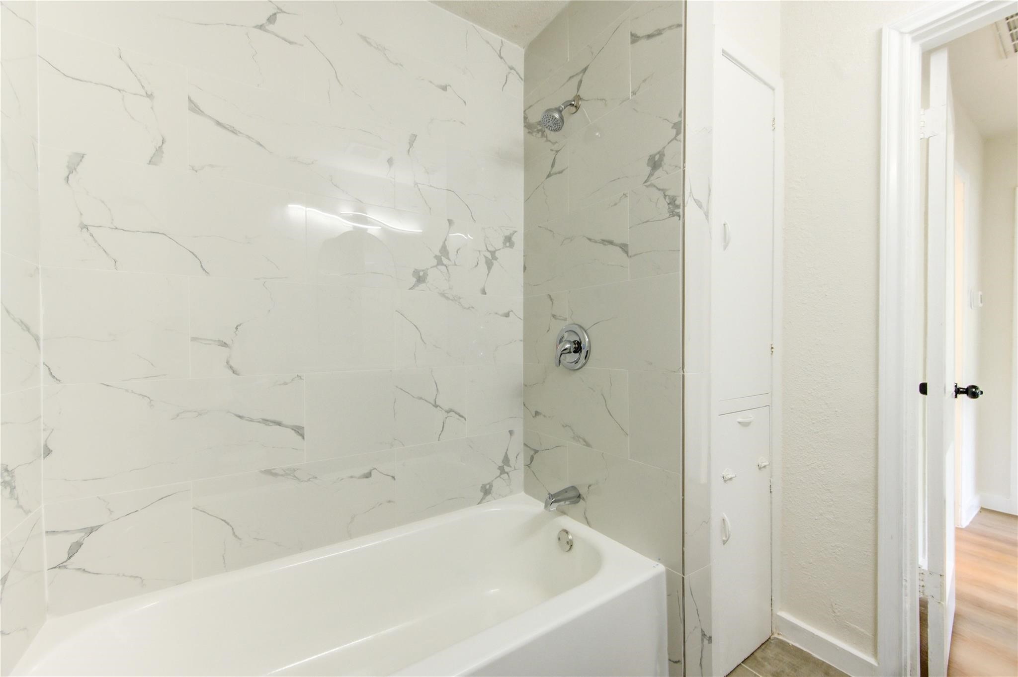 4914 Pershing Street Property Photo 22