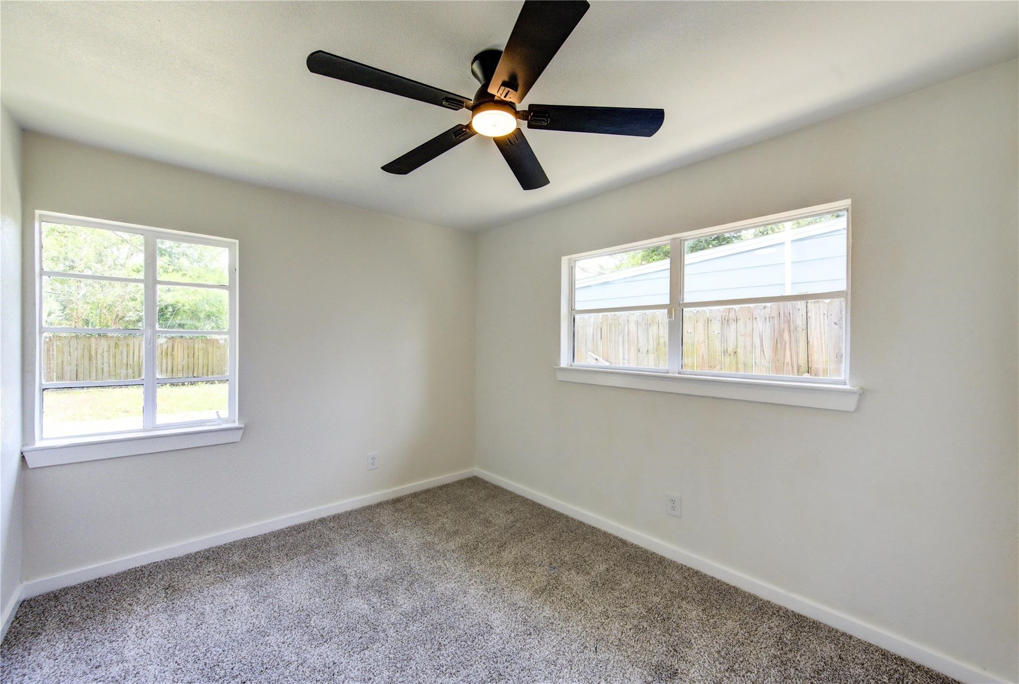 4914 Pershing Street Property Photo 34