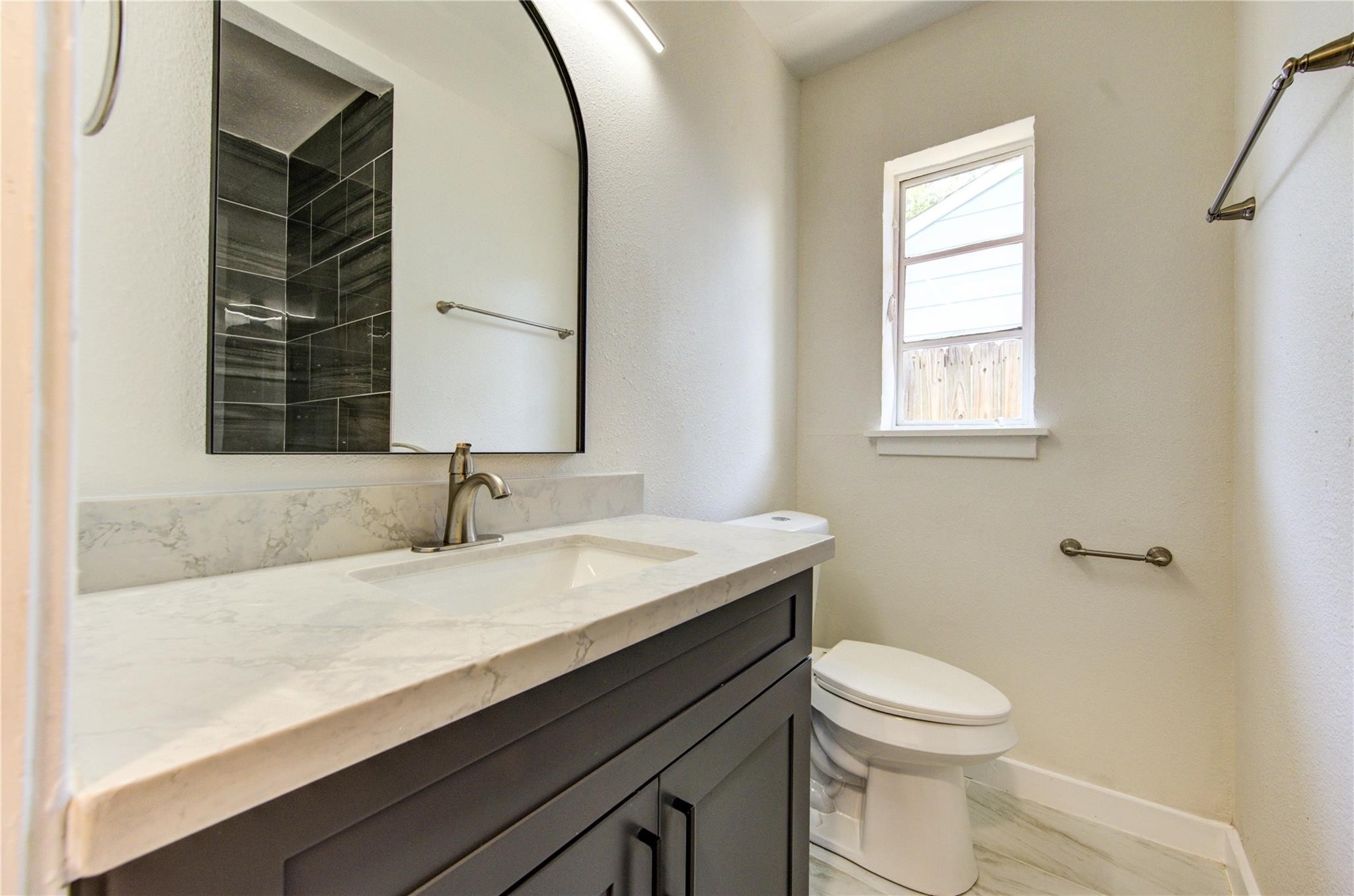 4914 Pershing Street Property Photo 38