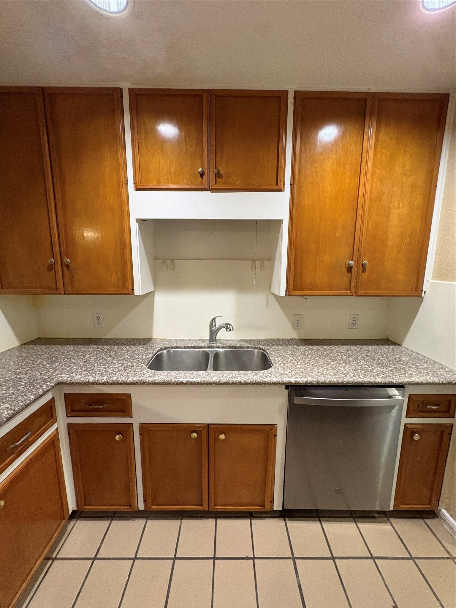 106 Barracuda Avenue Property Photo 8