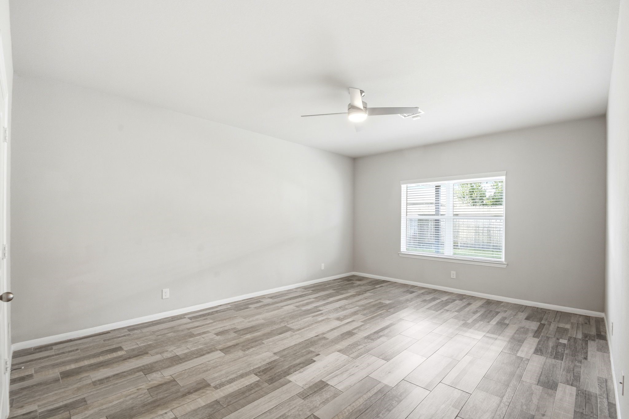 16203 Centennial Light Drive Property Photo 15