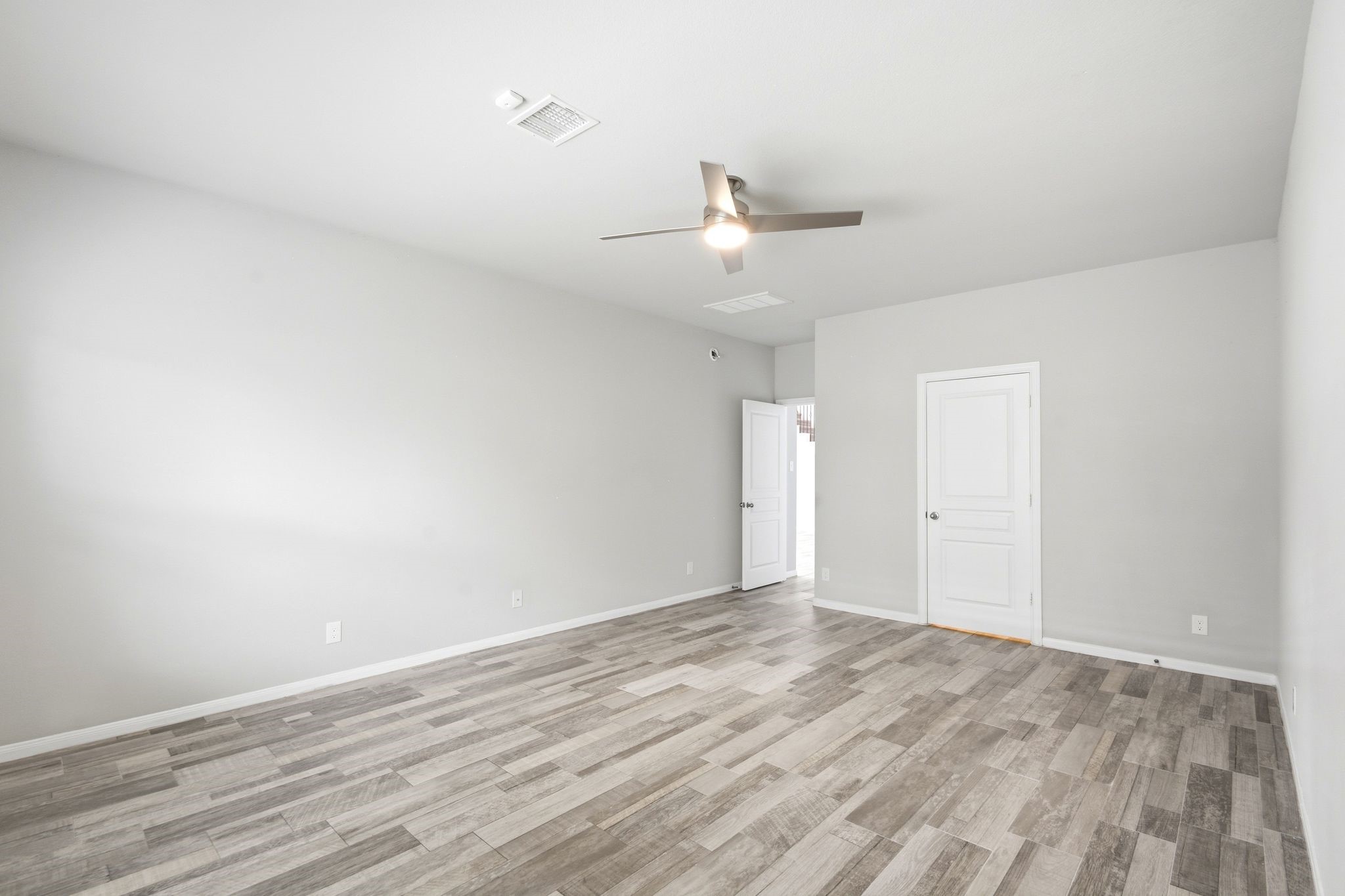 16203 Centennial Light Drive Property Photo 16