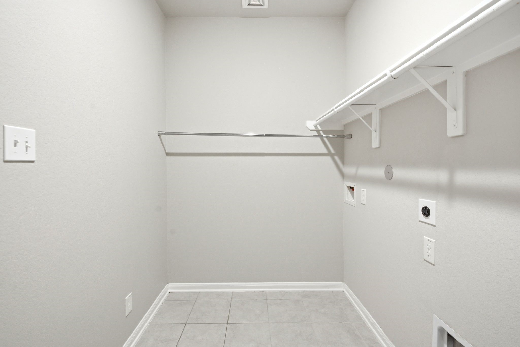 16203 Centennial Light Drive Property Photo 21