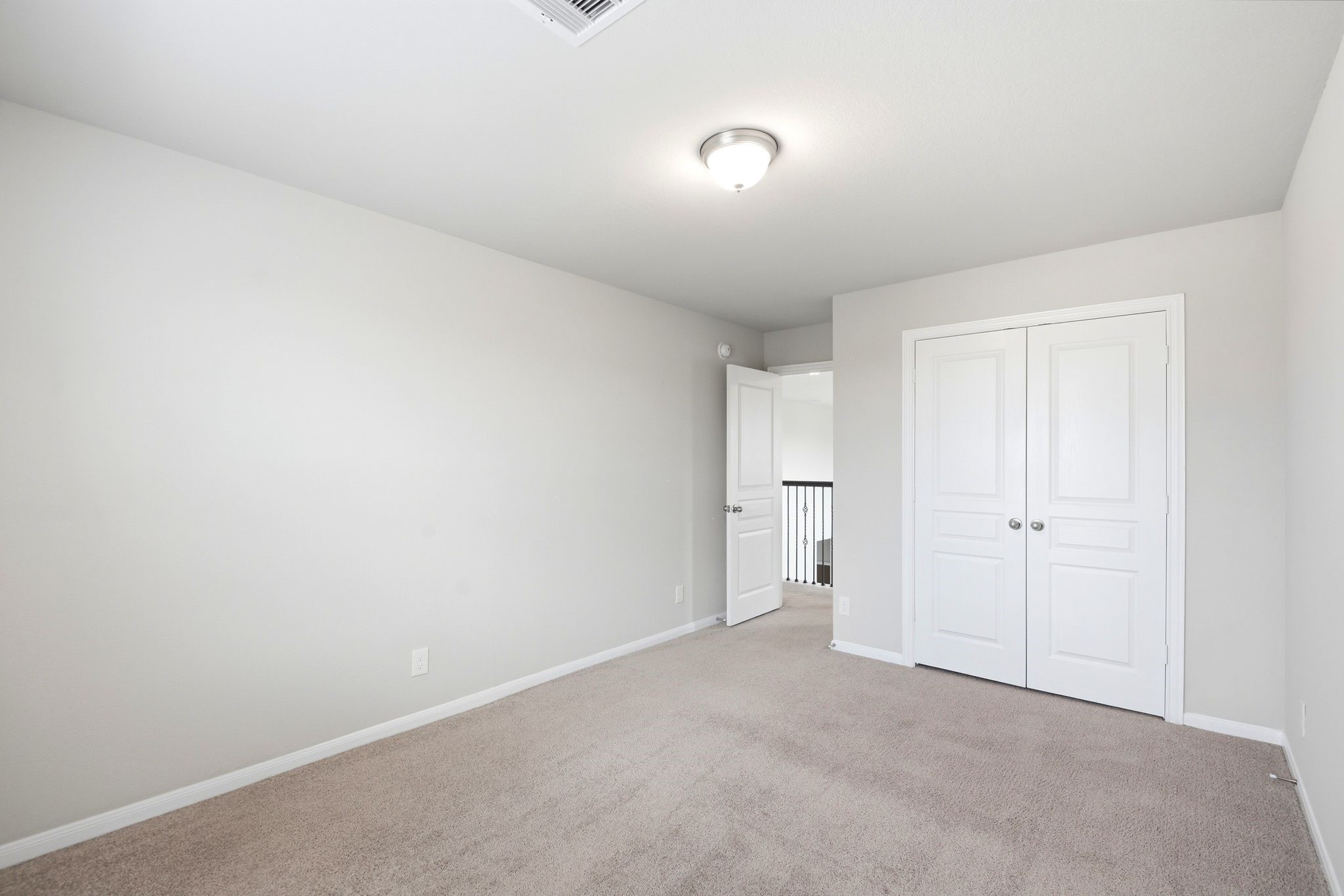 16203 Centennial Light Drive Property Photo 33