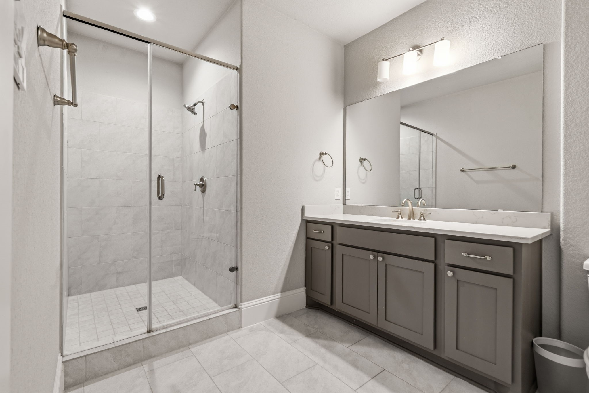 2303 Bottlebrush Lane Property Photo 35