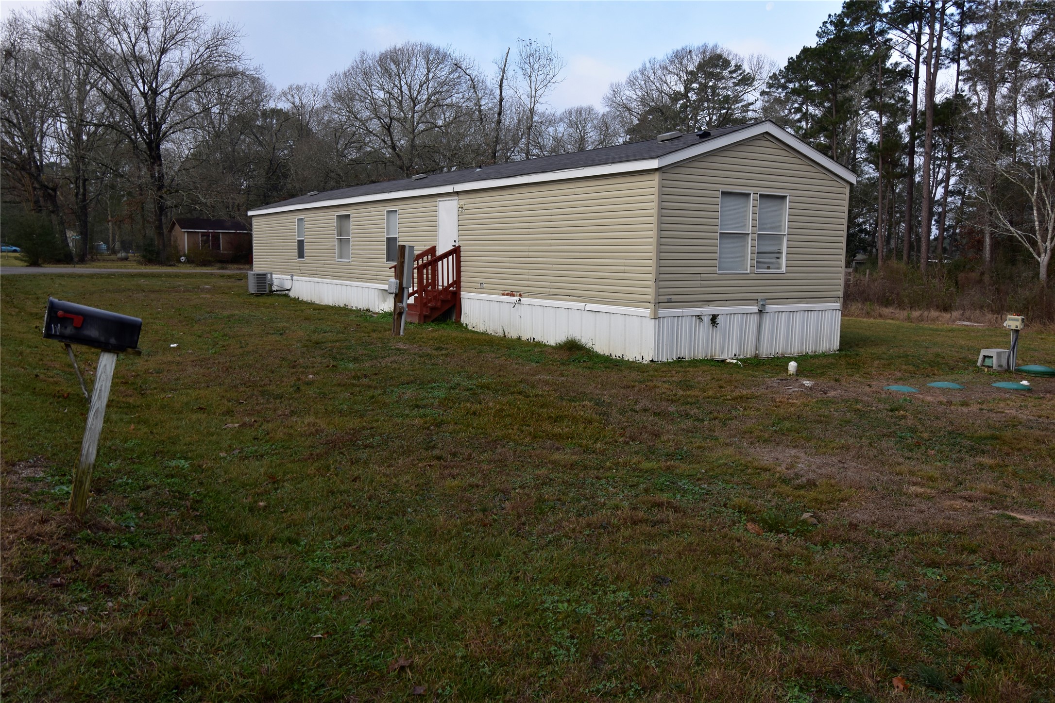 2 Lake View Lane Property Photo 23