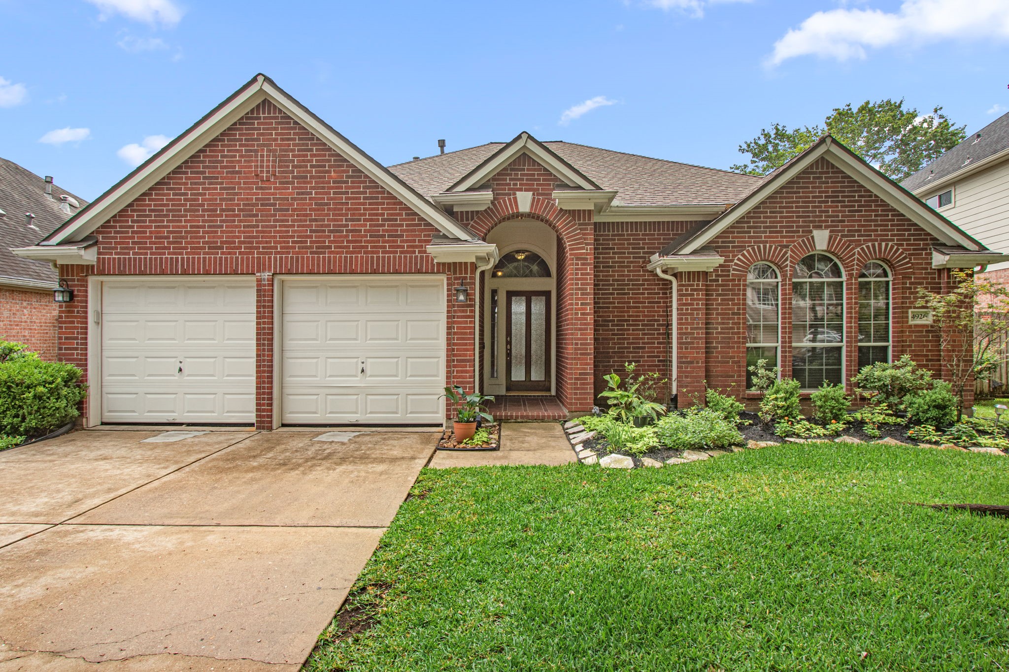 4926 Mountain Fork Property Photo 1
