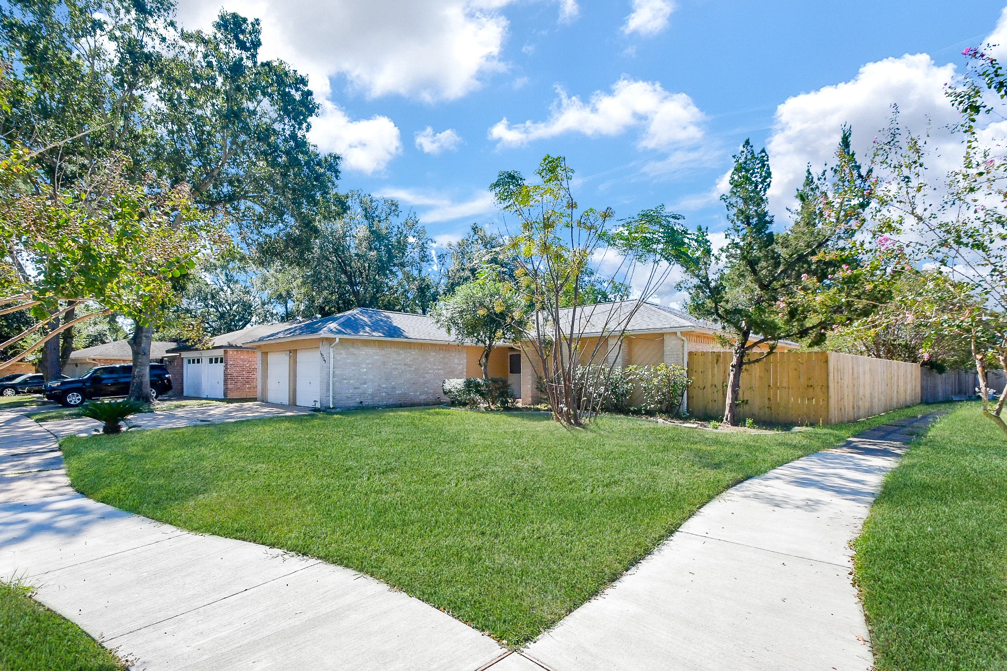 19739 Redroot Drive Property Photo 3