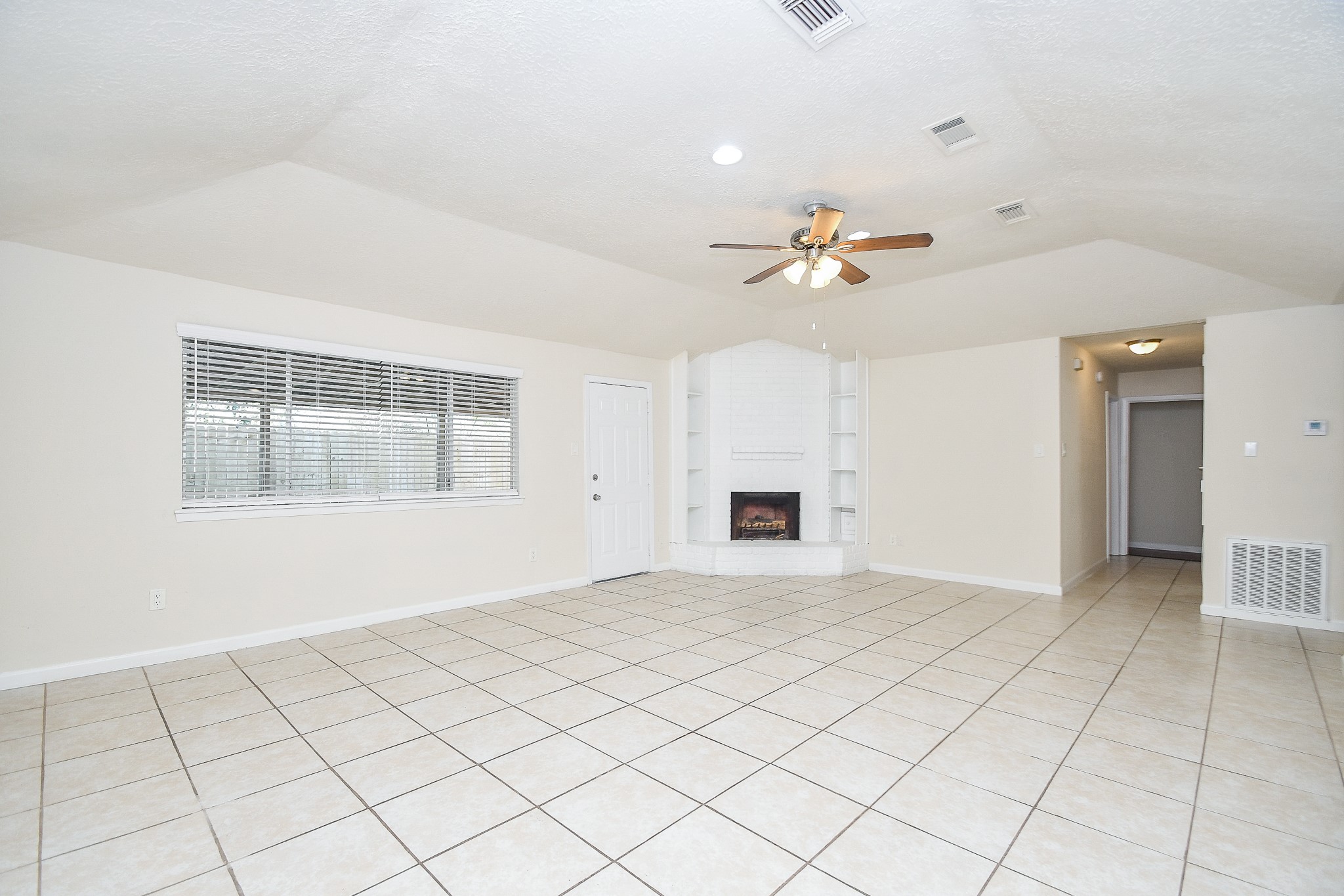 19739 Redroot Drive Property Photo 9