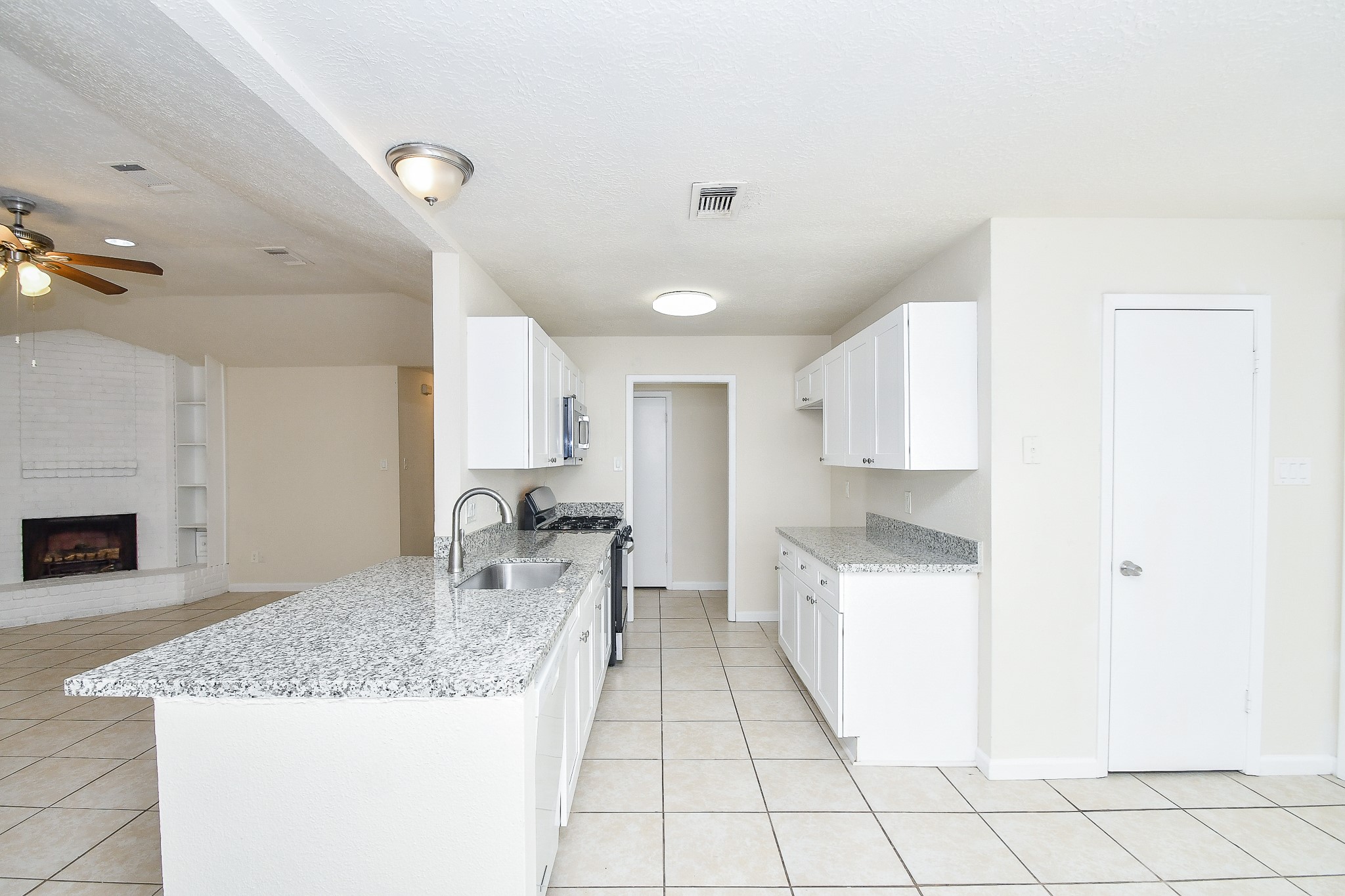 19739 Redroot Drive Property Photo 15