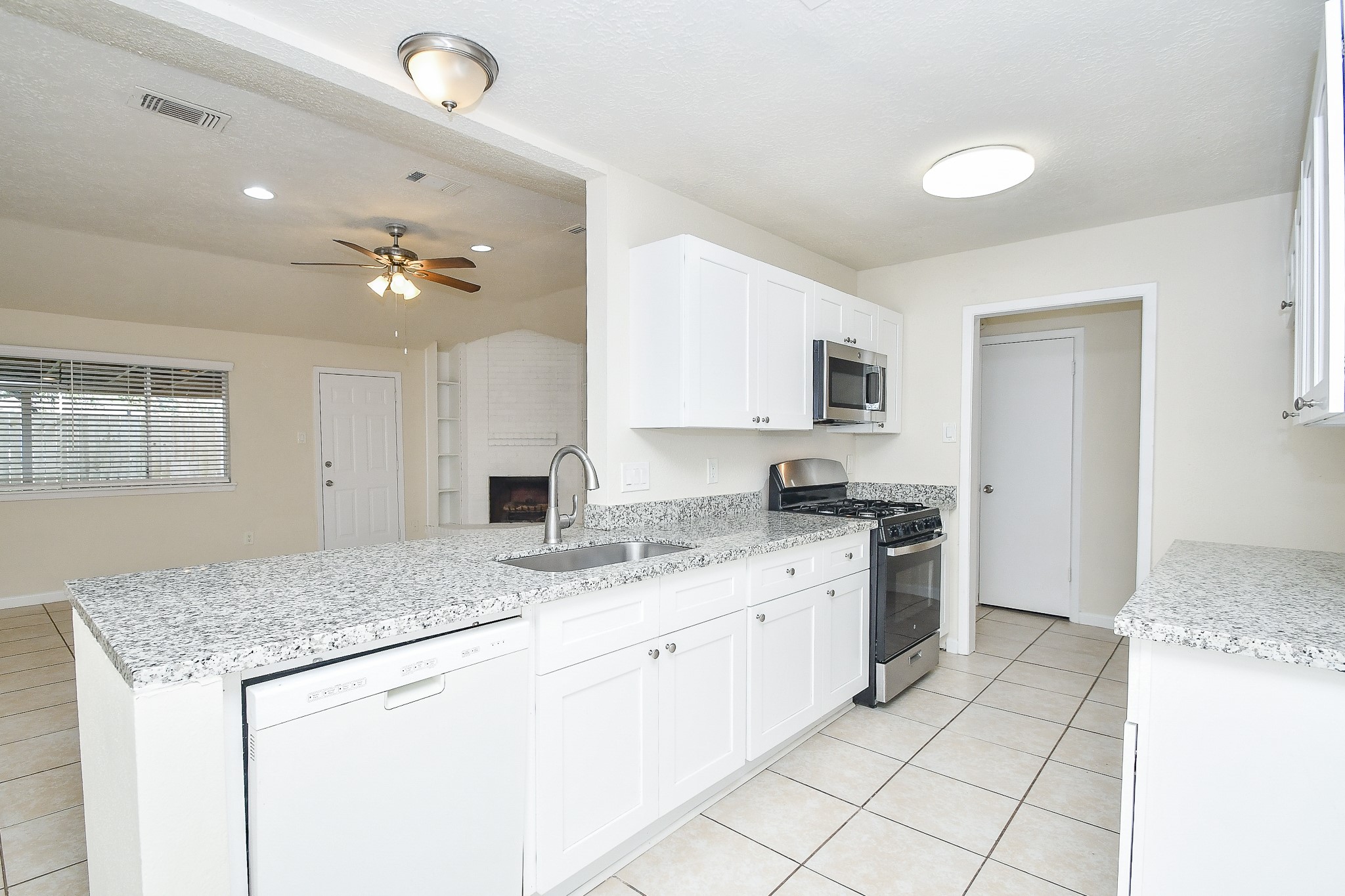 19739 Redroot Drive Property Photo 17