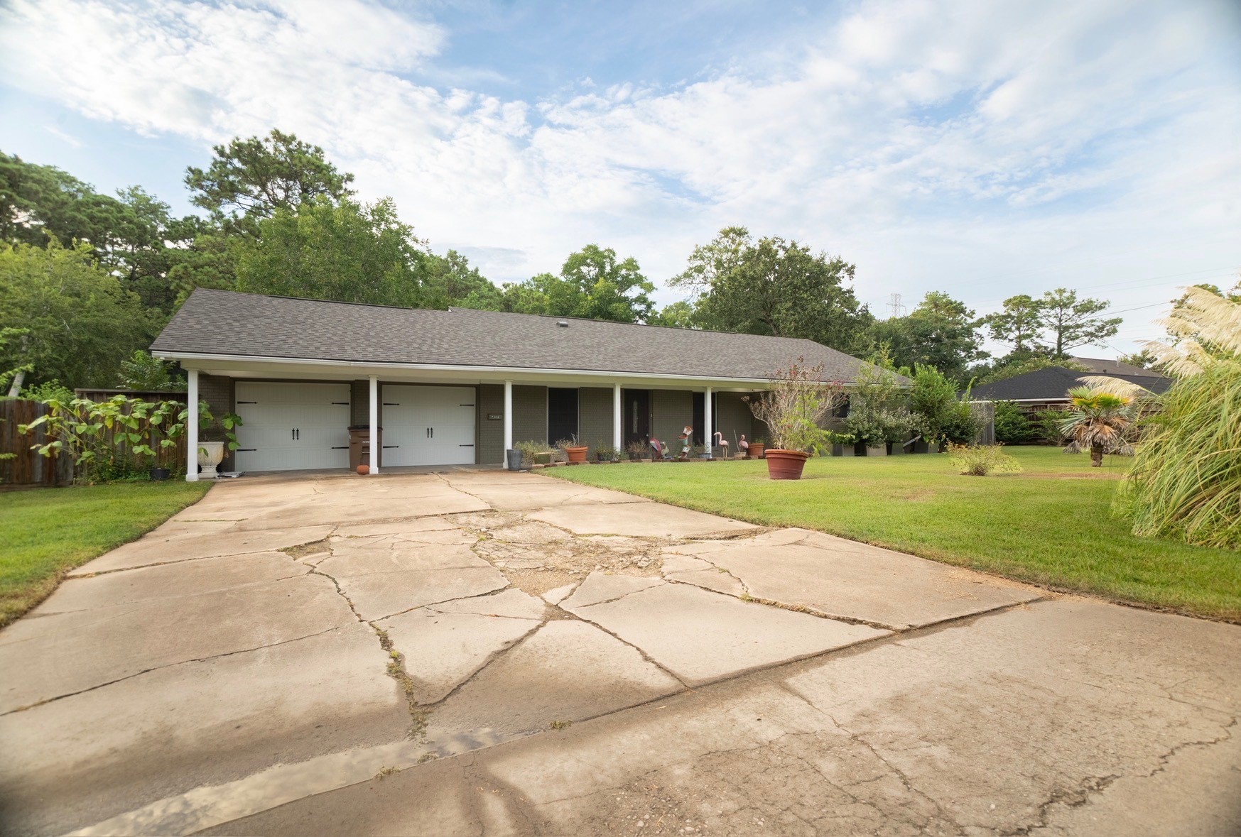 2117 Pecan Street Property Photo 4