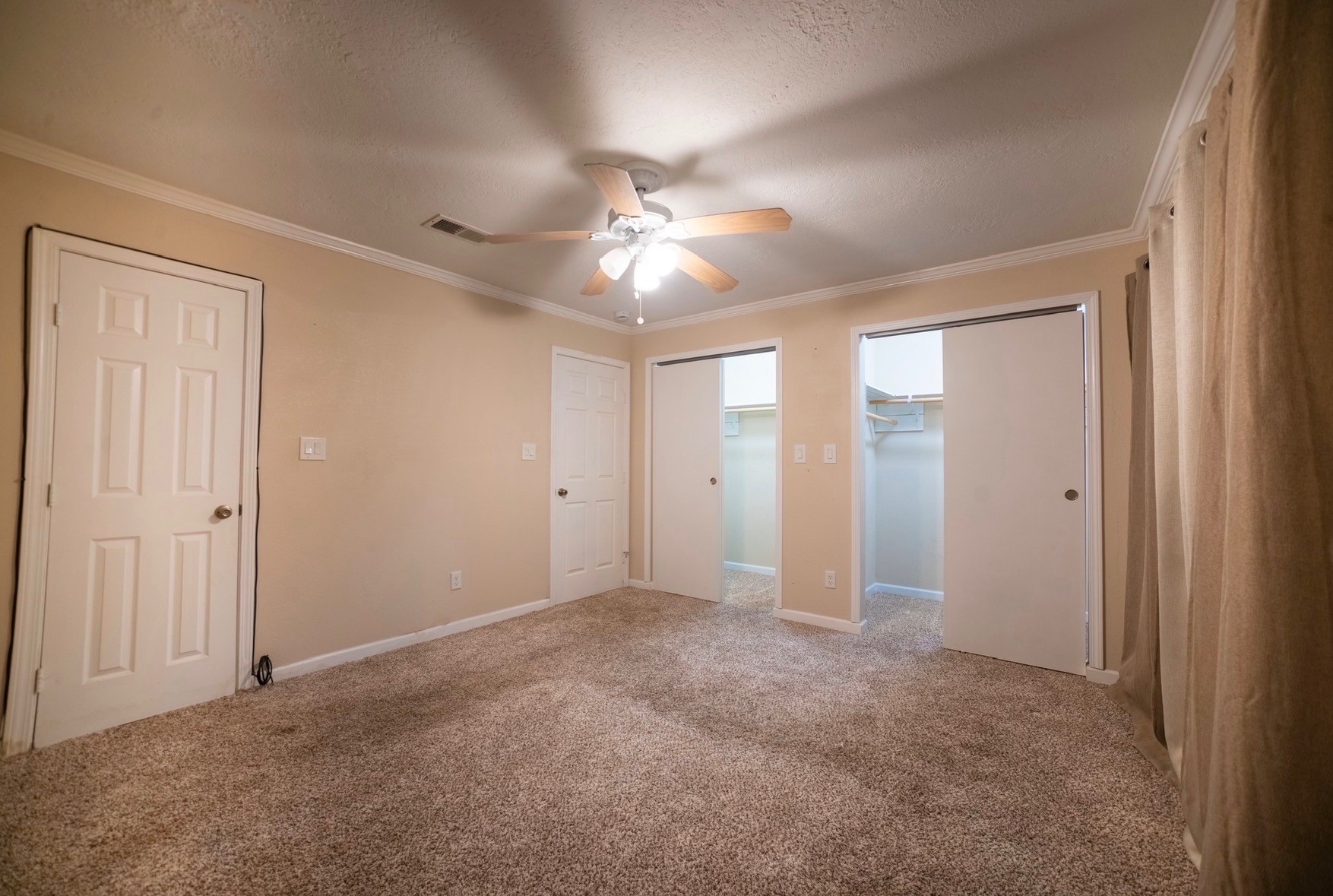 2117 Pecan Street Property Photo 11