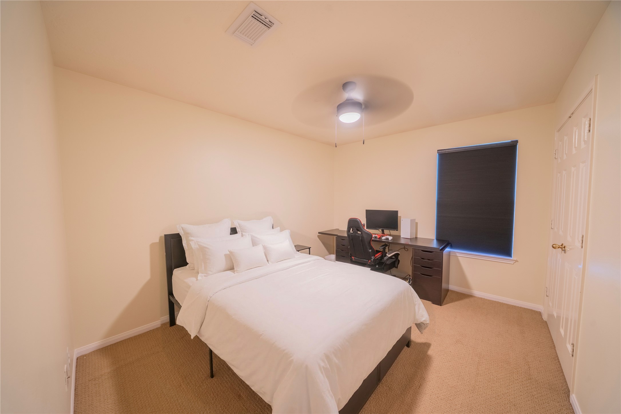 20834 Rivershire Lane Property Photo 35