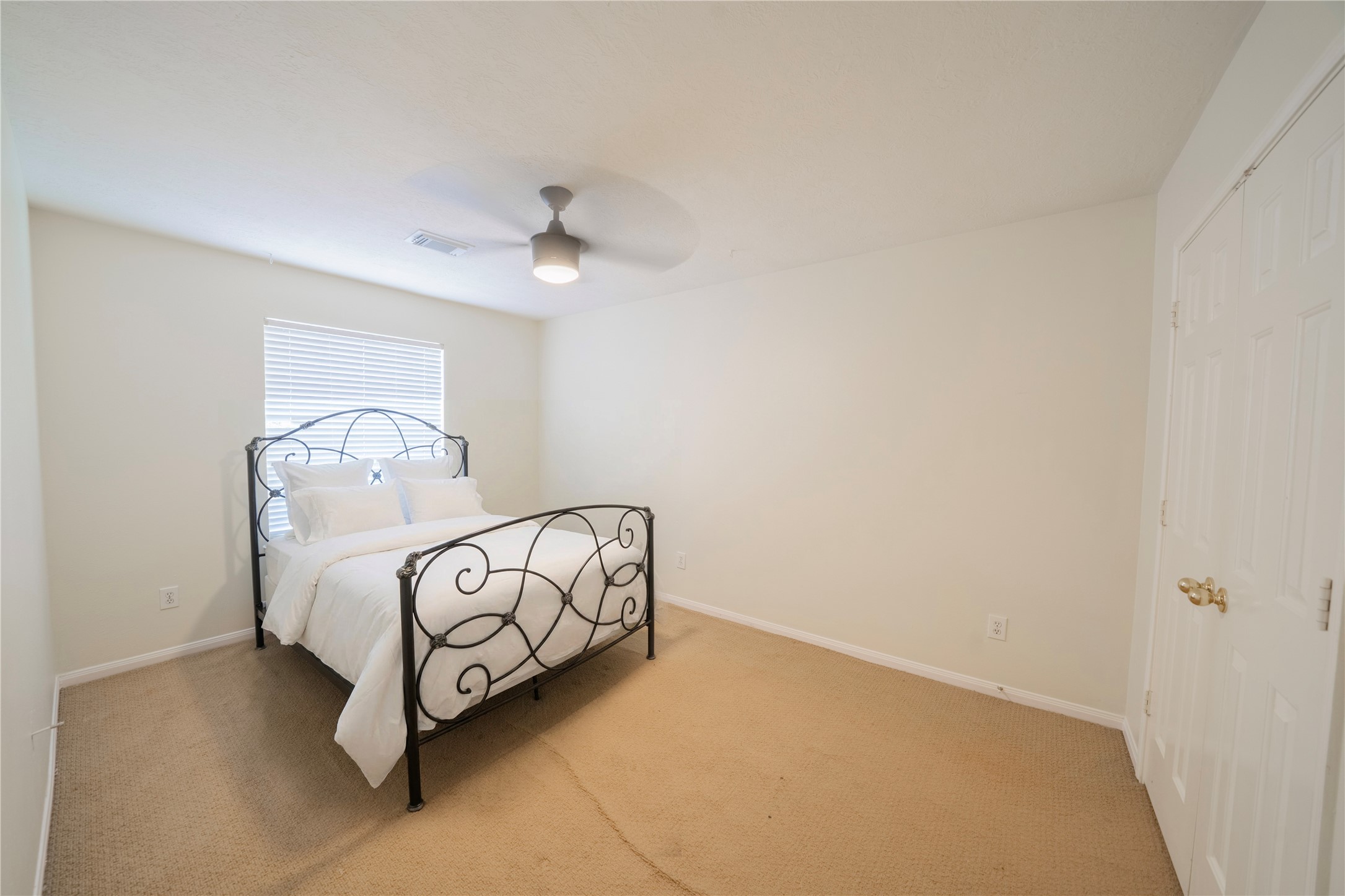 20834 Rivershire Lane Property Photo 37