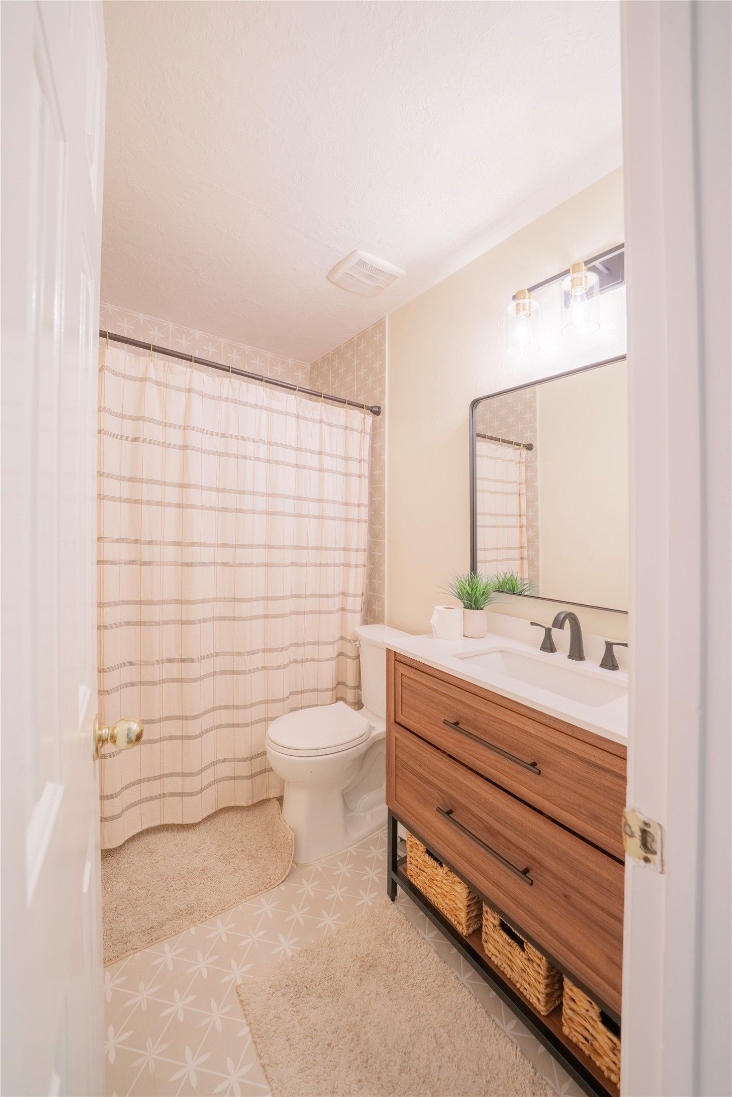 20834 Rivershire Lane Property Photo 38