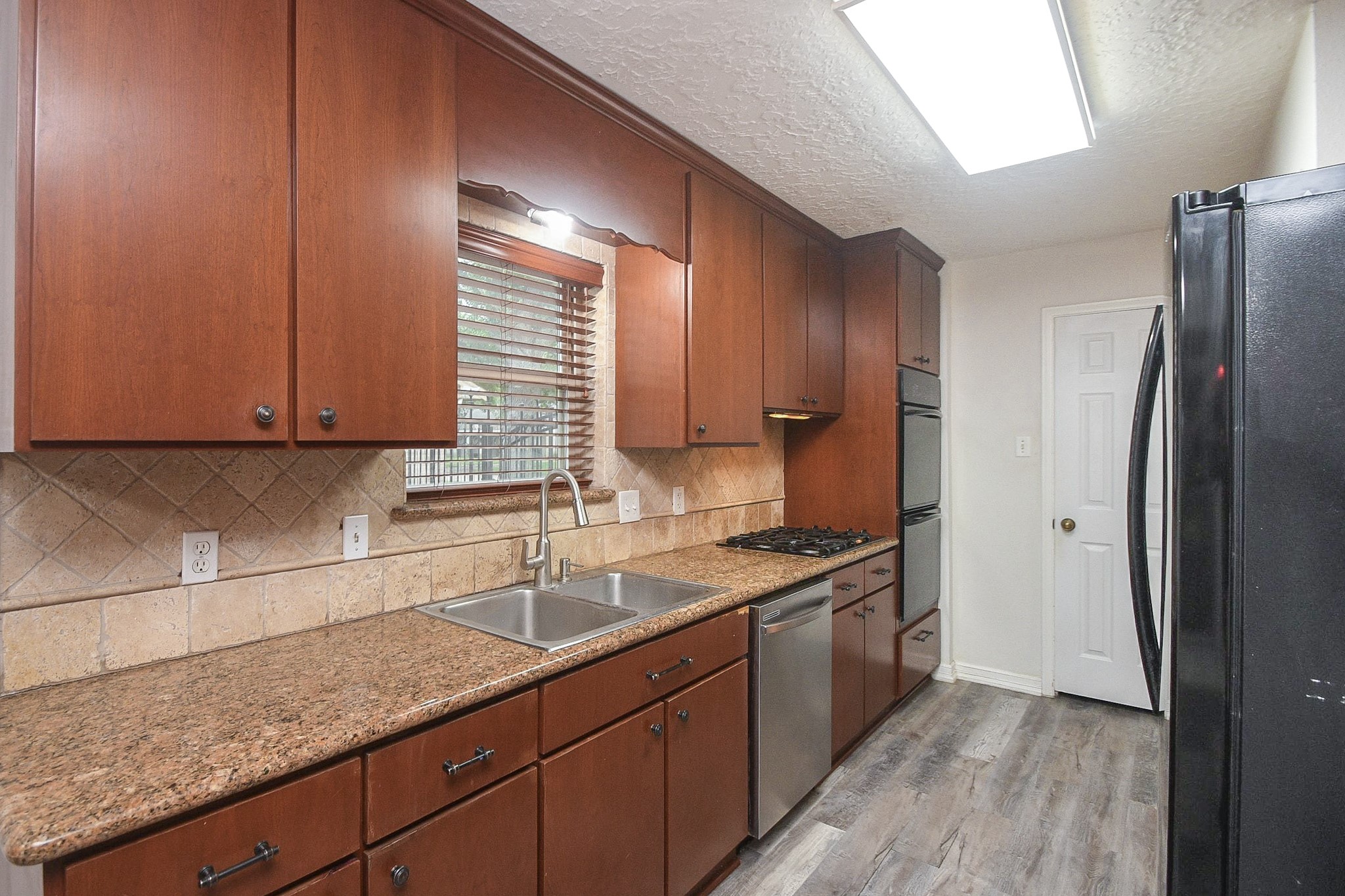 11915 N Hanworth Drive Property Photo 10