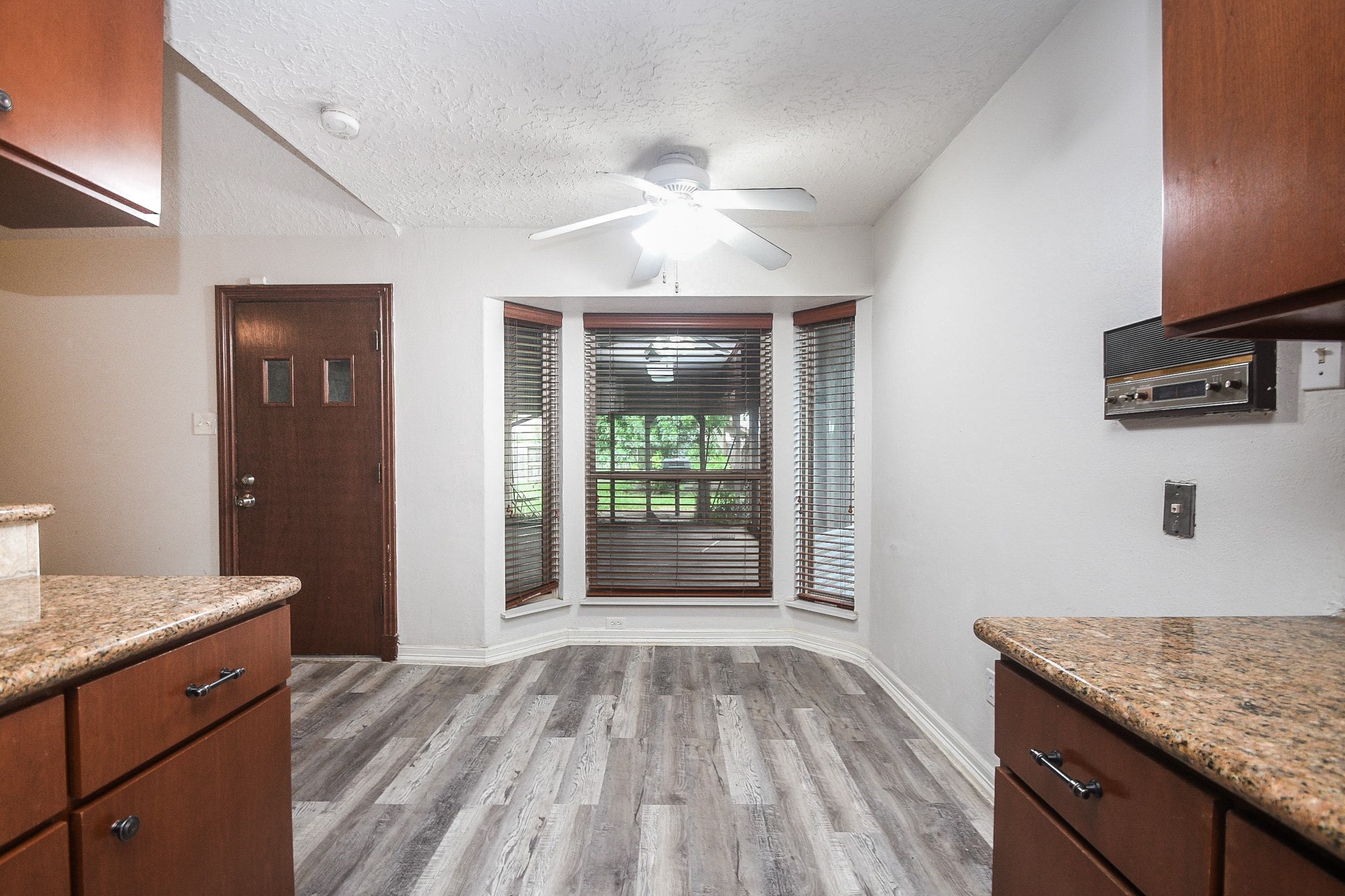 11915 N Hanworth Drive Property Photo 13